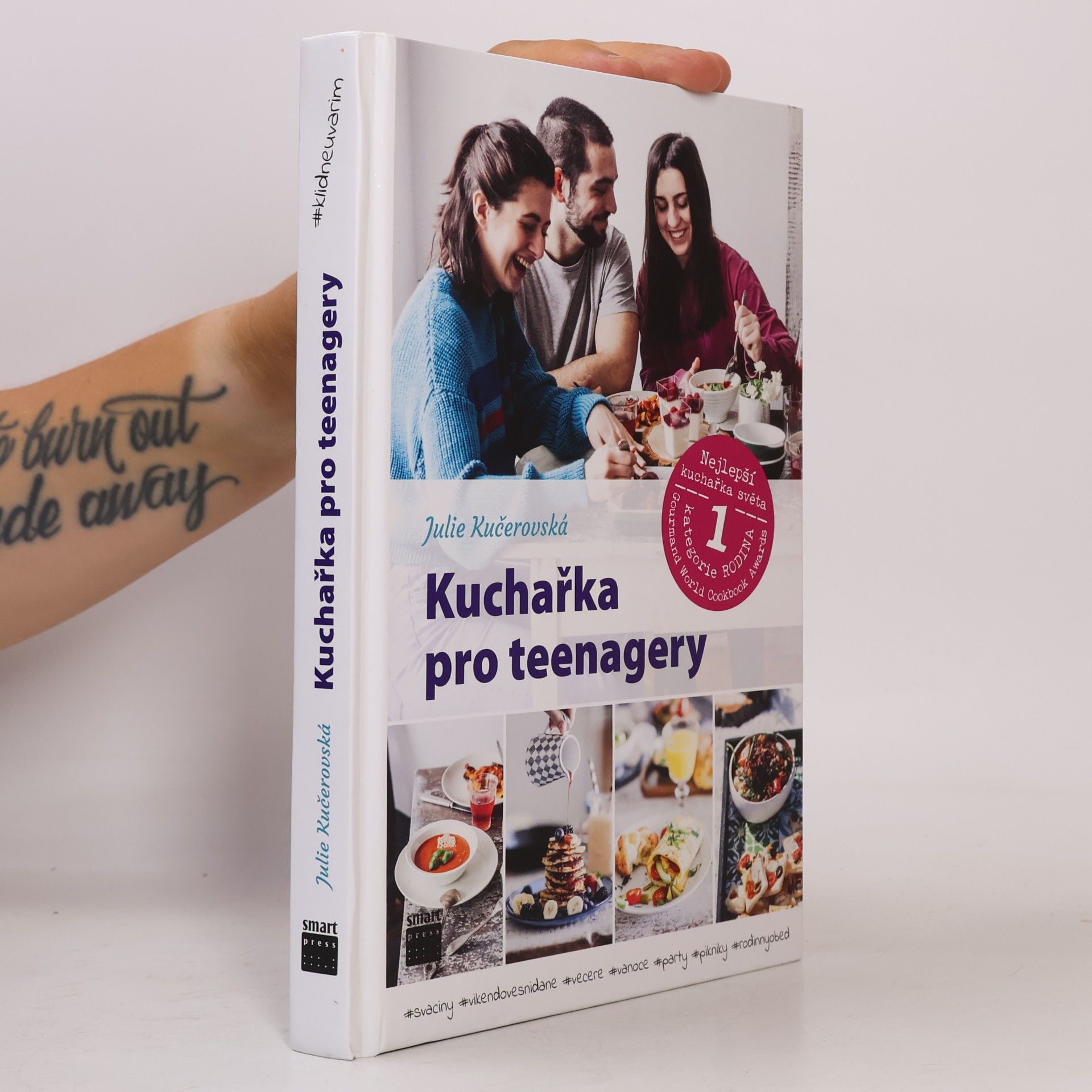 Julie Kučerovská Kuchařka pro teenagery. #klidneuvarim