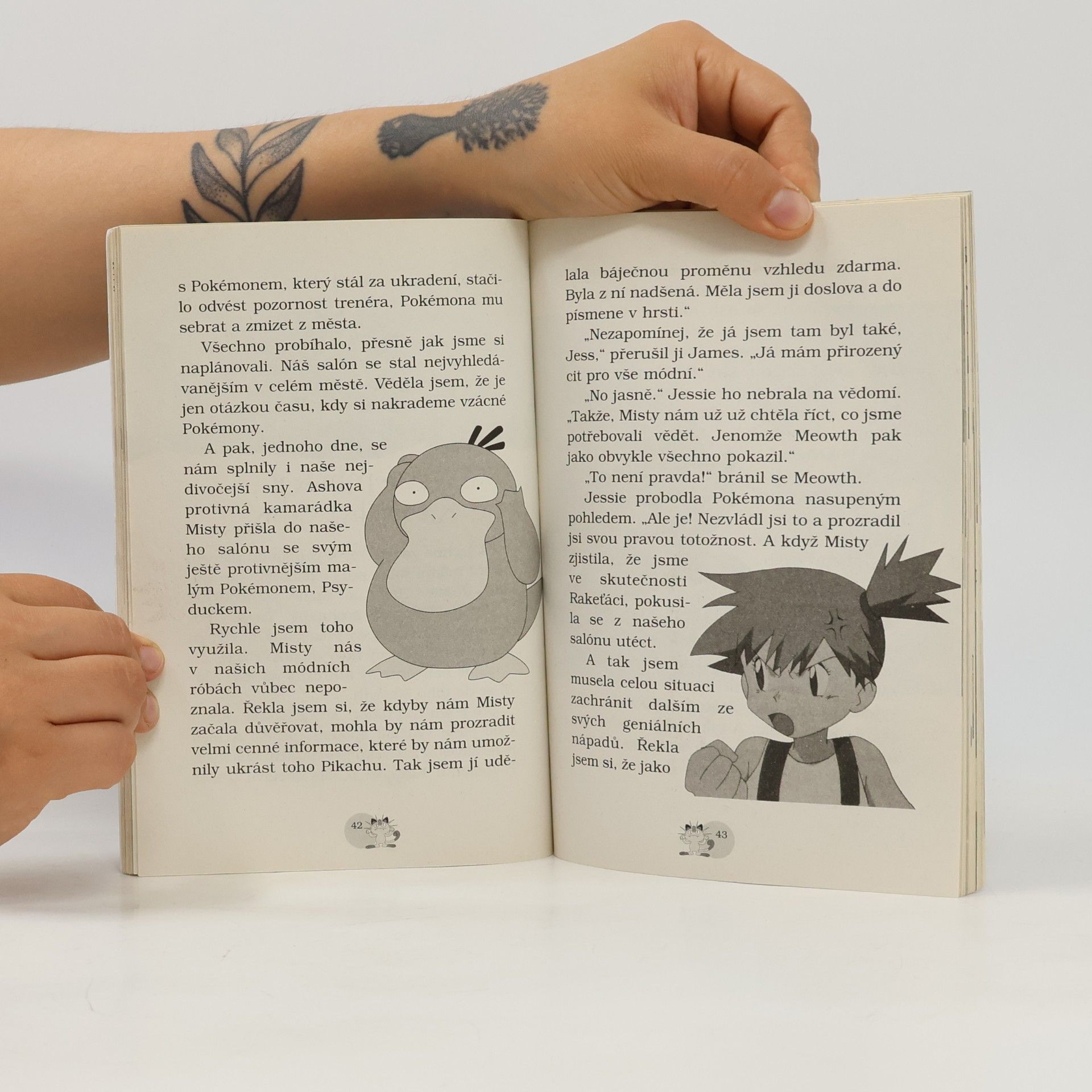 Tracey West Pokémon, číslo 5: Rakeťáci prchají ze scény!