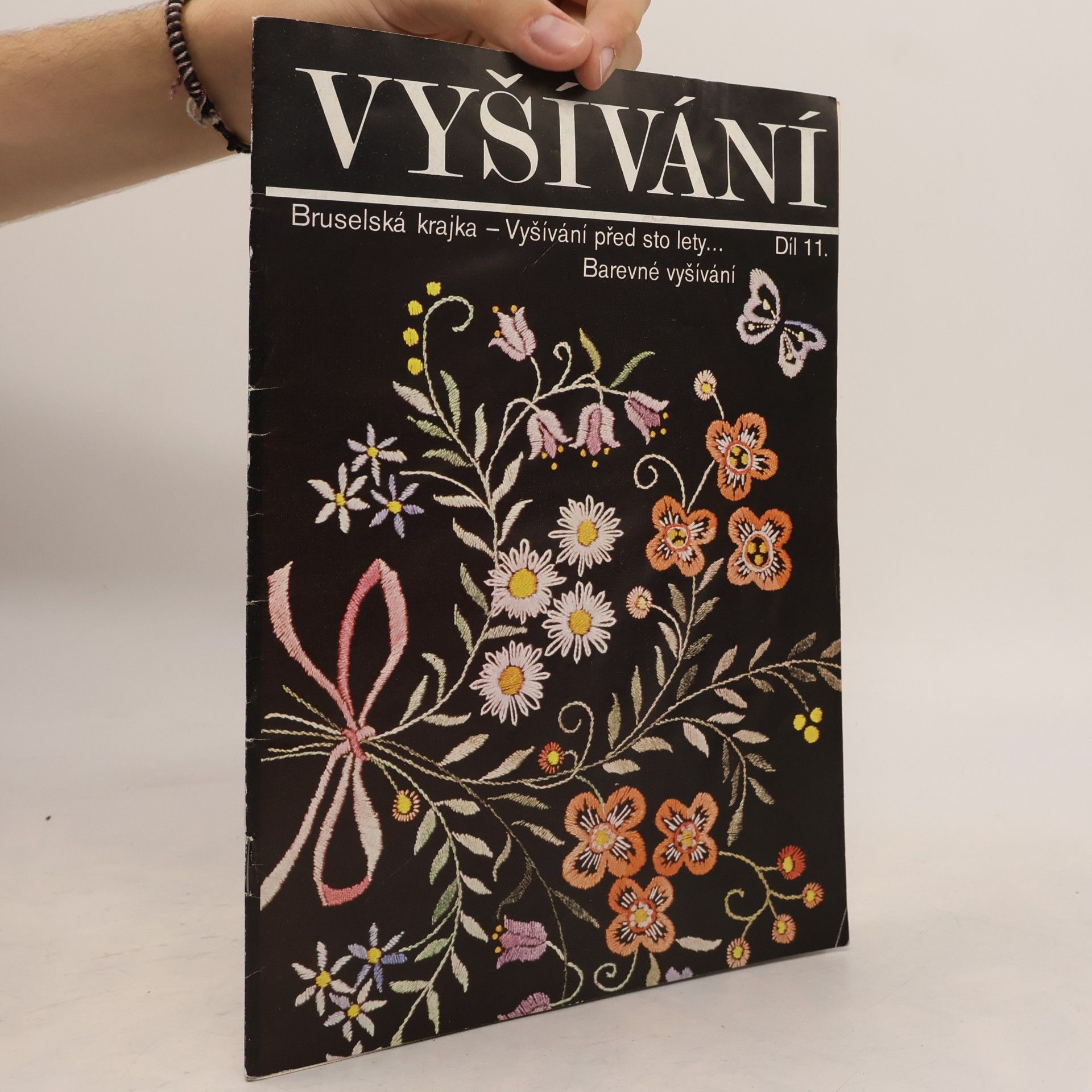 Autorenkollektiv Vyšívání, 11. díl