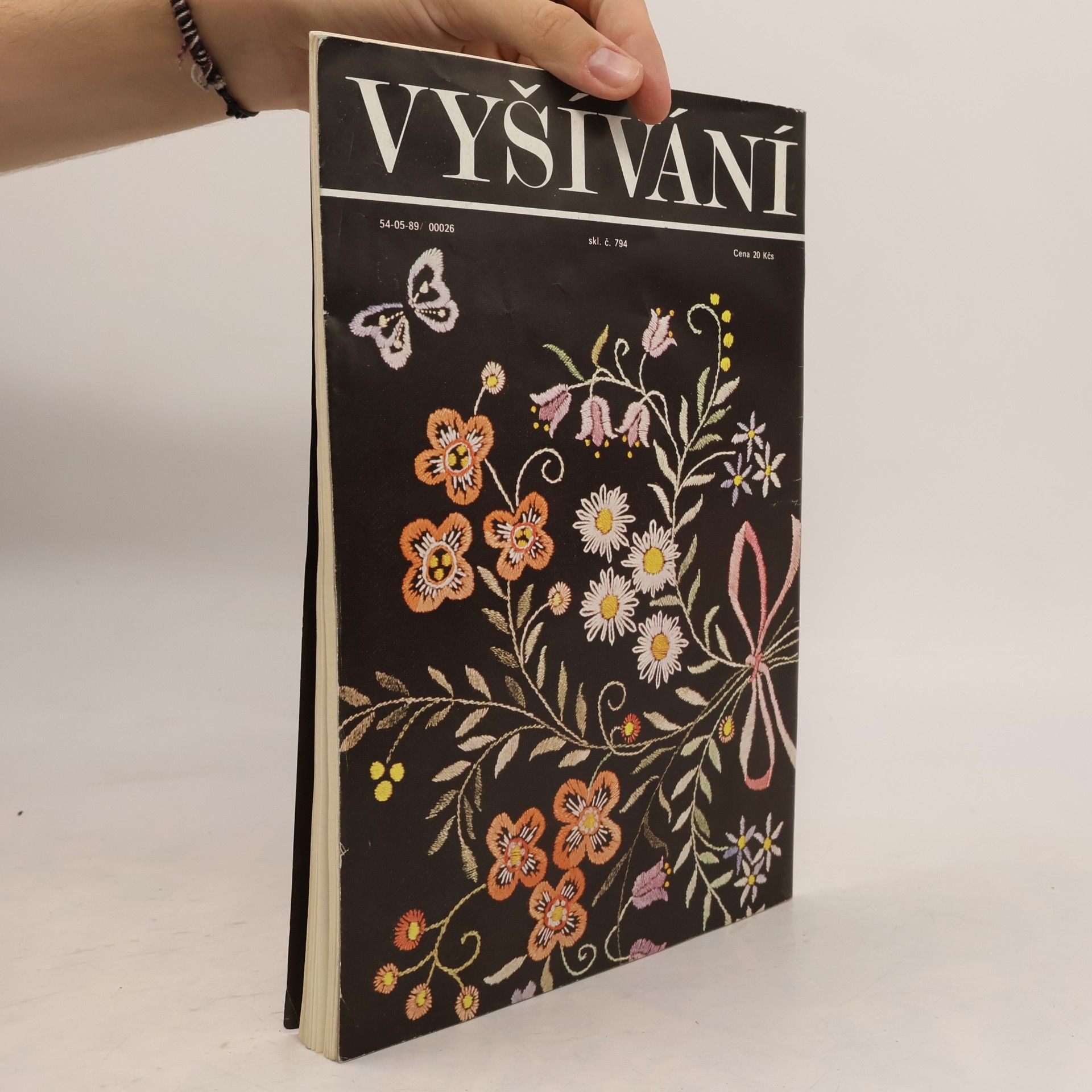 Kolektiv autorů Vyšívání, 11. díl