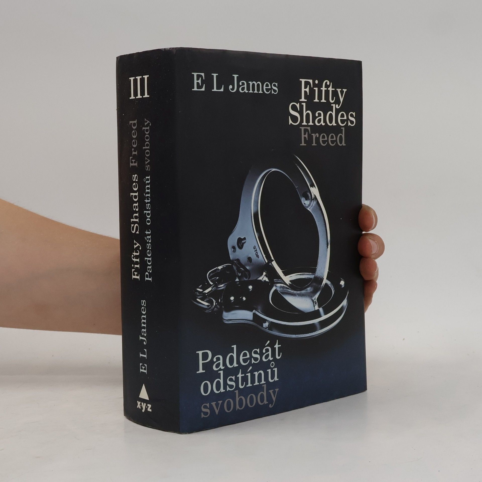 E. L. James Padesát odstínů svobody