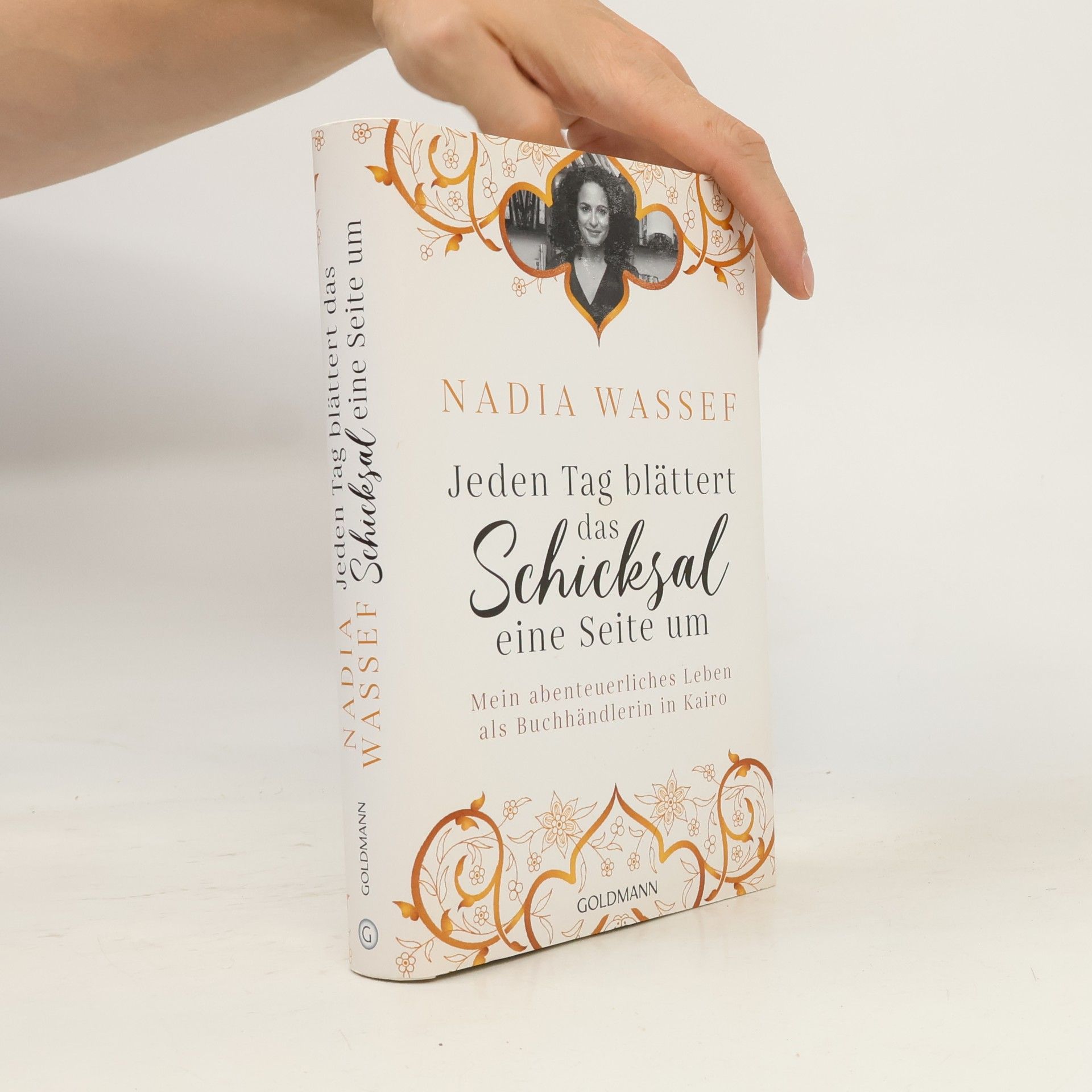 Nadia Wassef Jeden Tag blättert das Schicksal eine Seite um