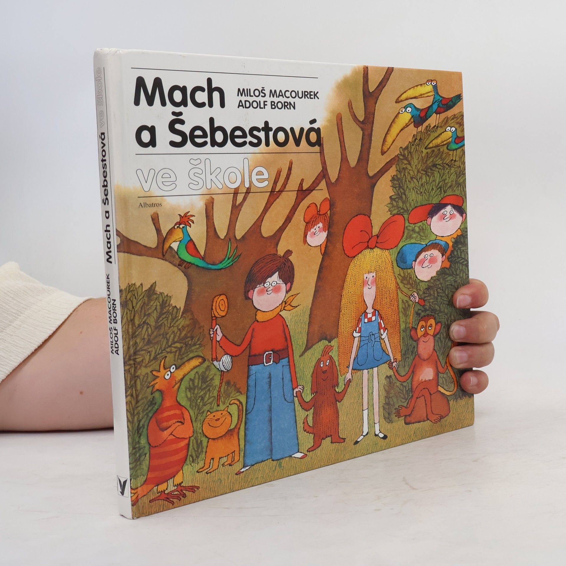 Miloš Macourek Mach a Šebestová ve škole