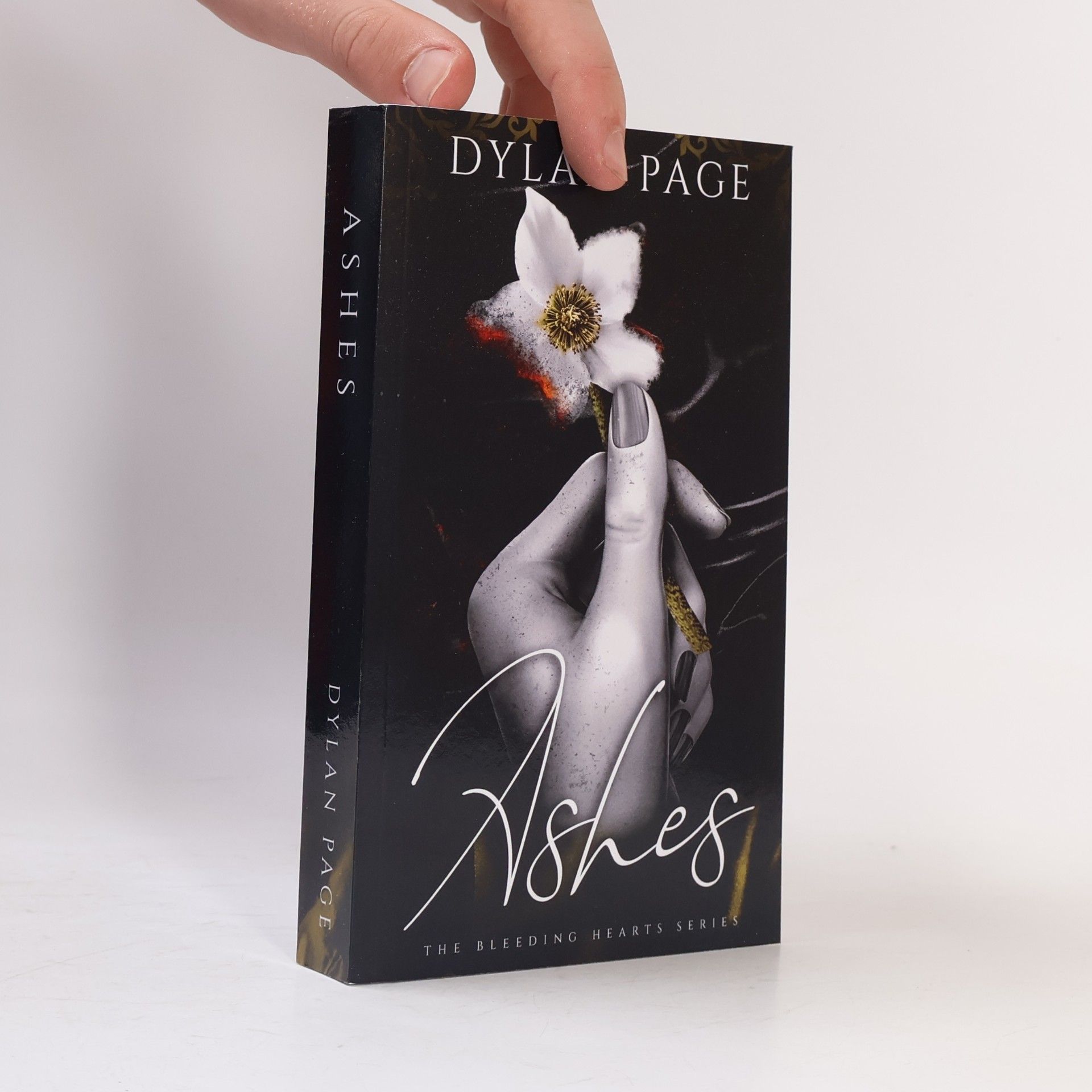 Dylan Page The Bleeding Hearts Series: Ashes