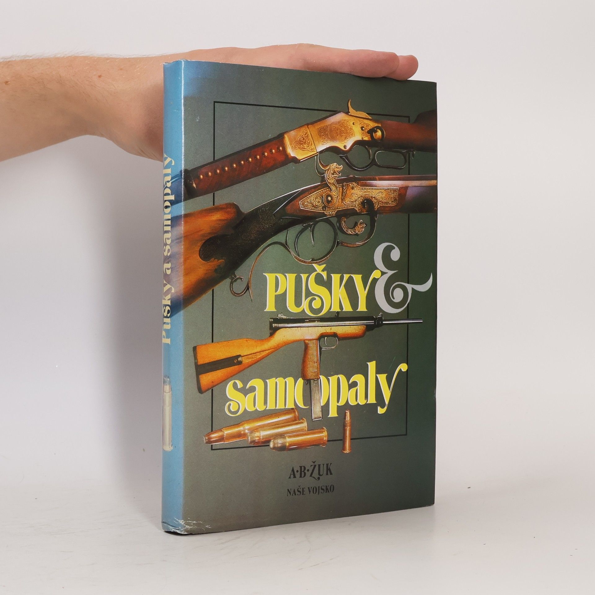 Aleksandr Zhuk Pušky a samopaly