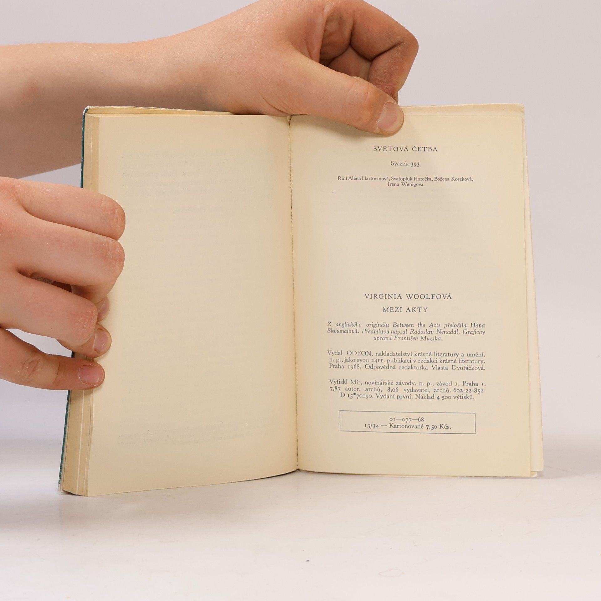 Virginia Woolf Mezi akty