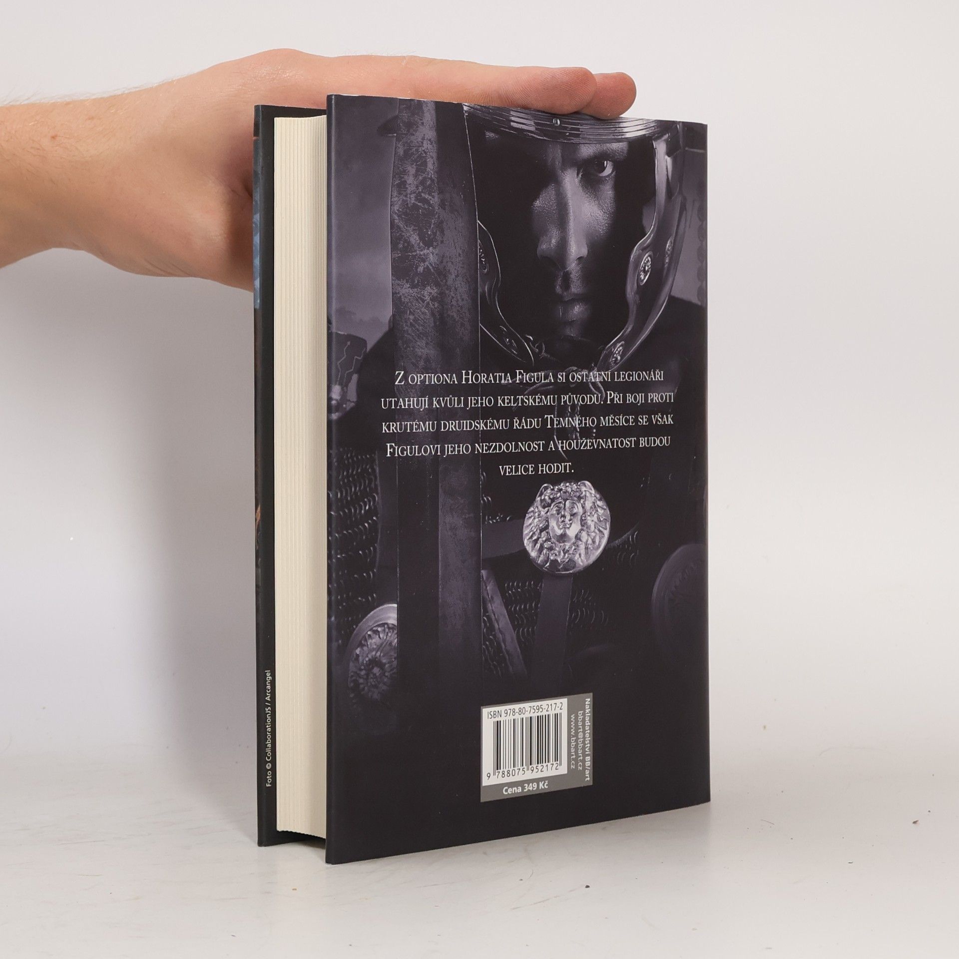 Simon Scarrow Invaze