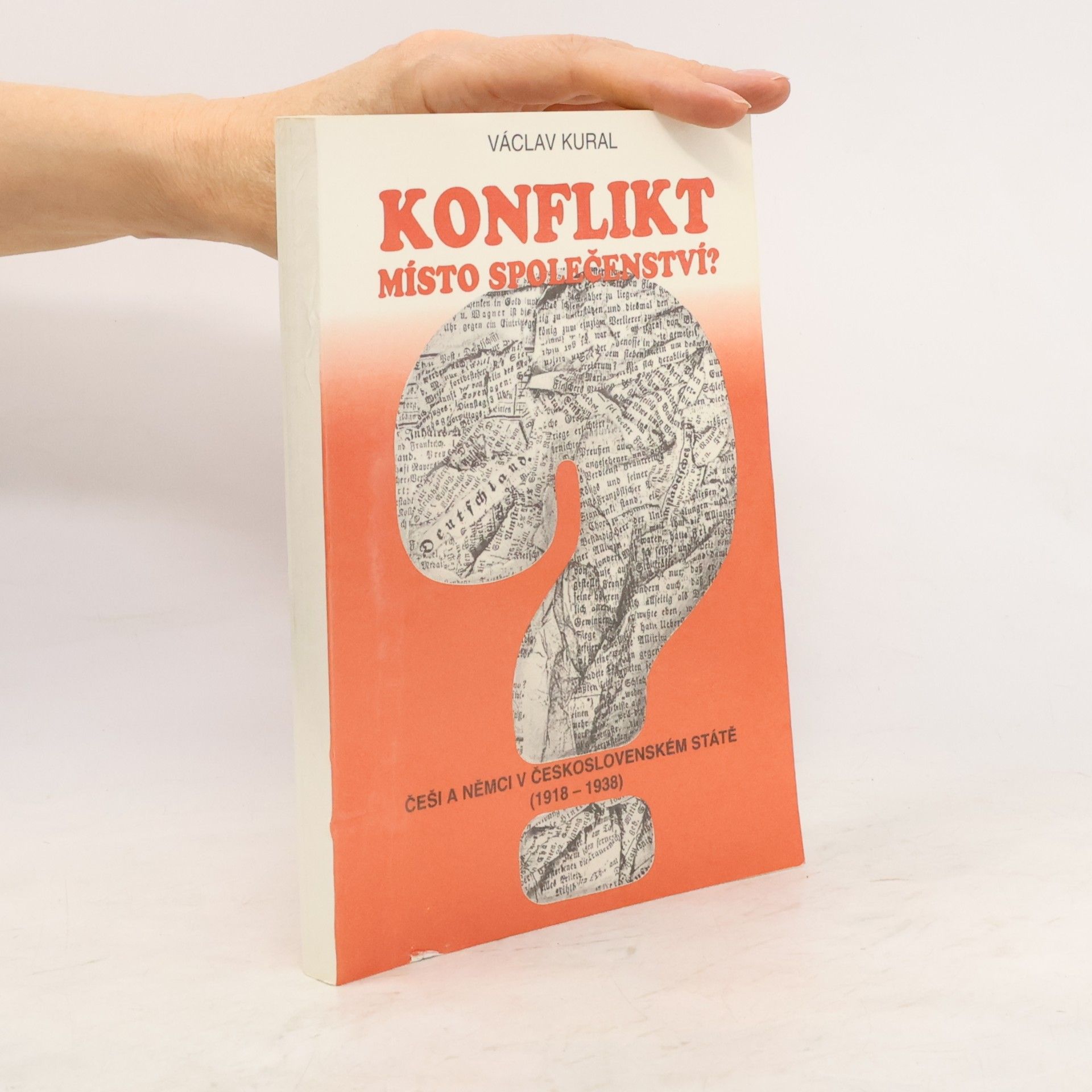 Václav Kural Konflikt místo společenství?
