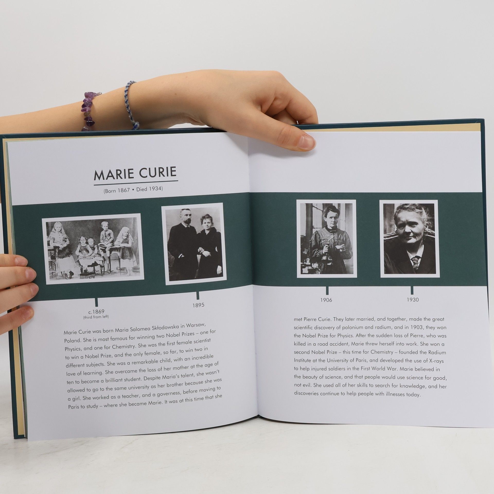 María Isabel Sánchez Vegara Little People, Big Dreams : Marie Curie