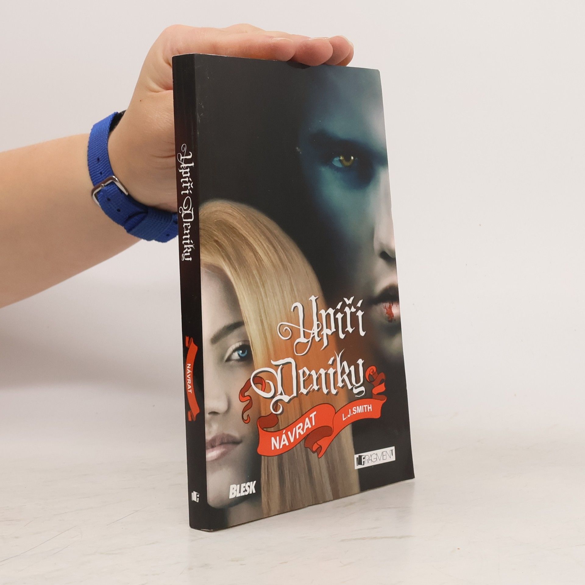 L. J. Smithová  Upíří deníky. Návrat