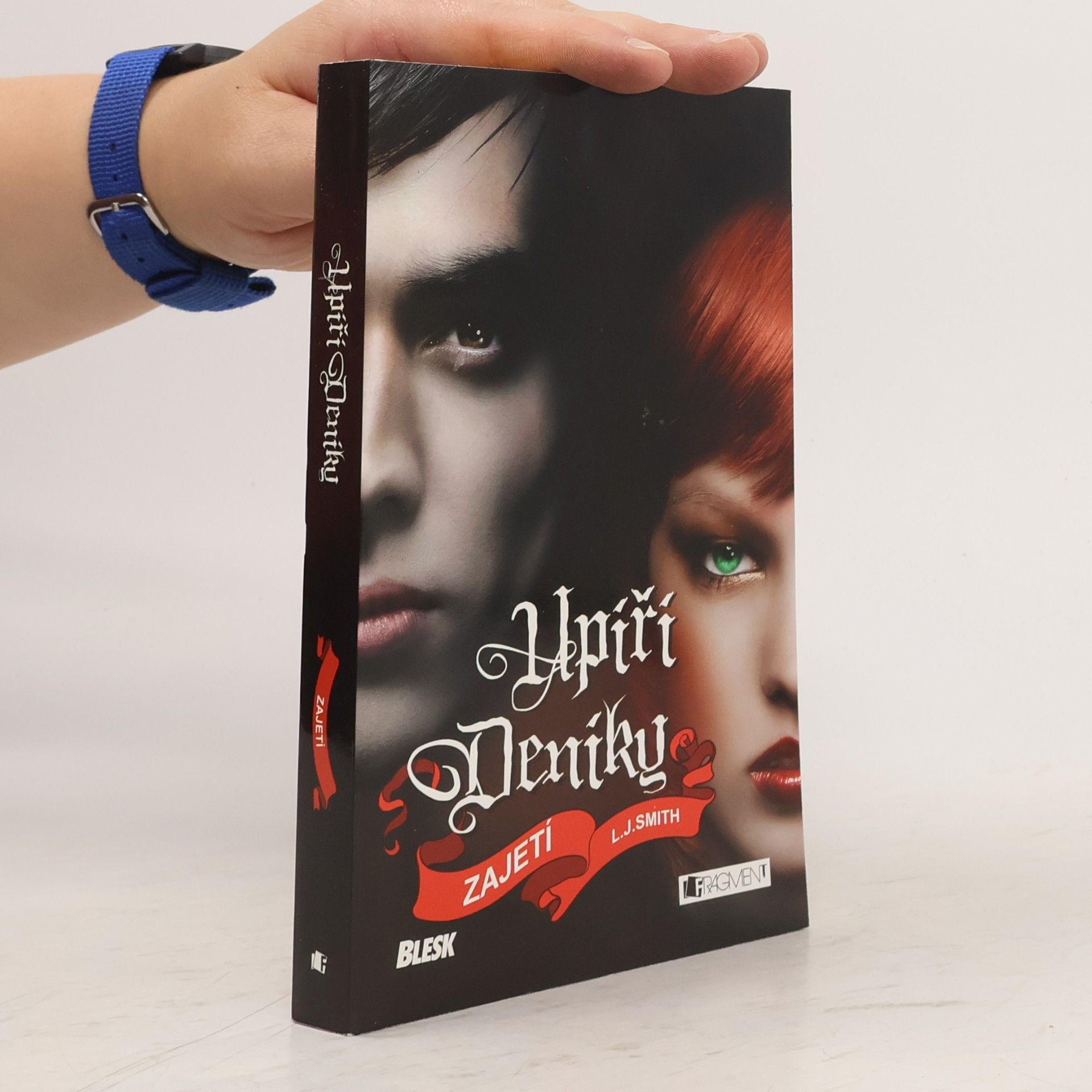 Upíří deníky. Zajetí. 7. díl
