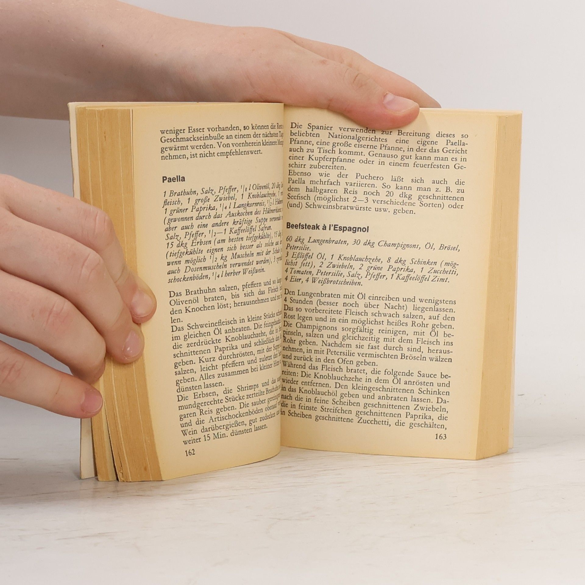kolektiv Neue Kronen Zeitung. Neues Spezialitäten Kochbuch