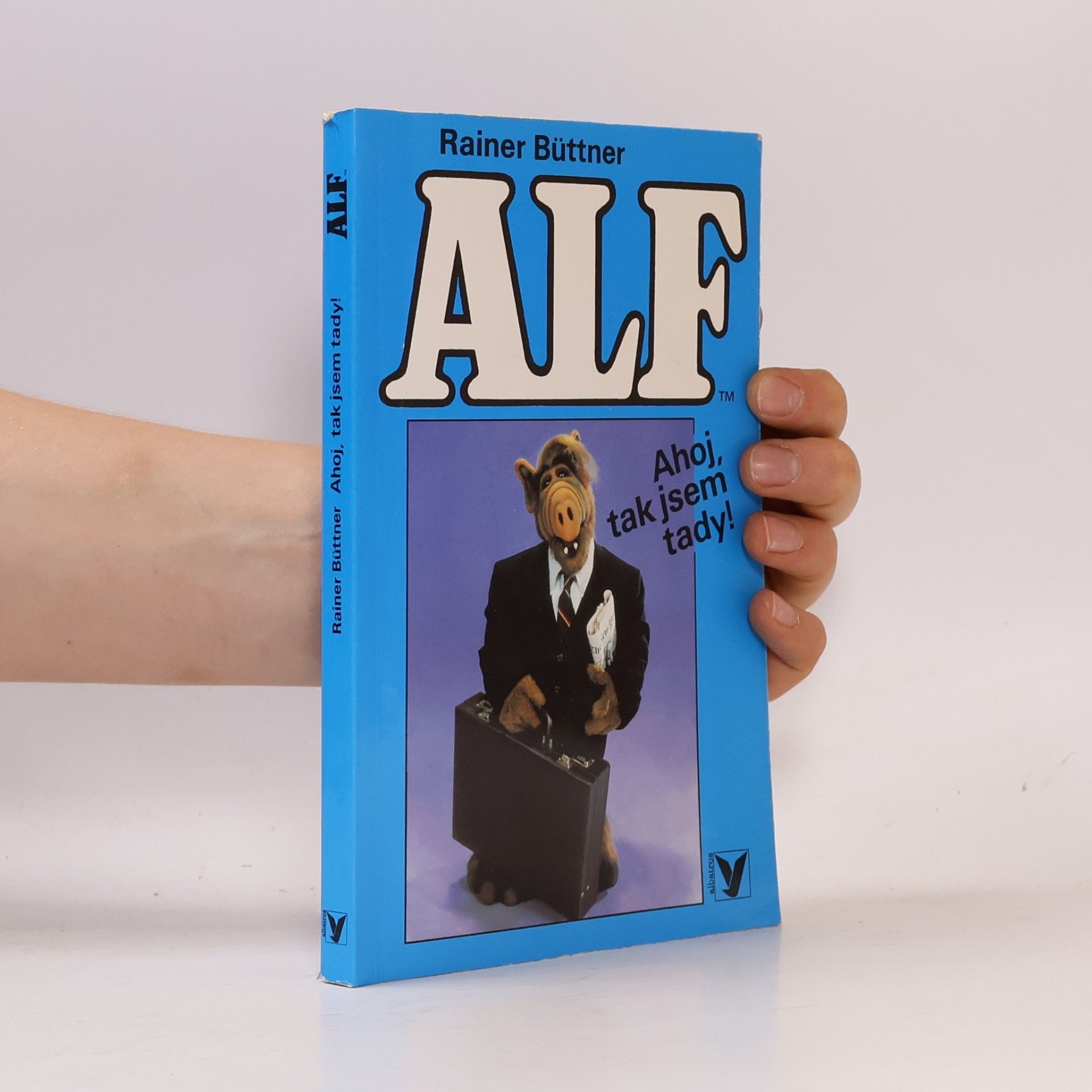 Alf. Ahoj, tak jsem tady!