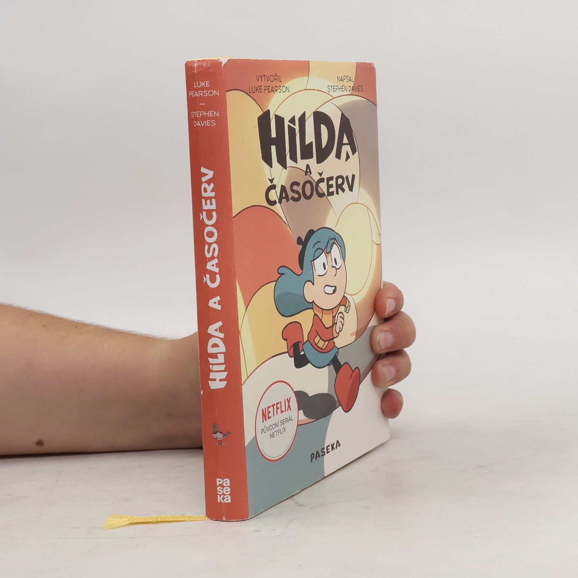 Stephen Davies Hilda a časočerv