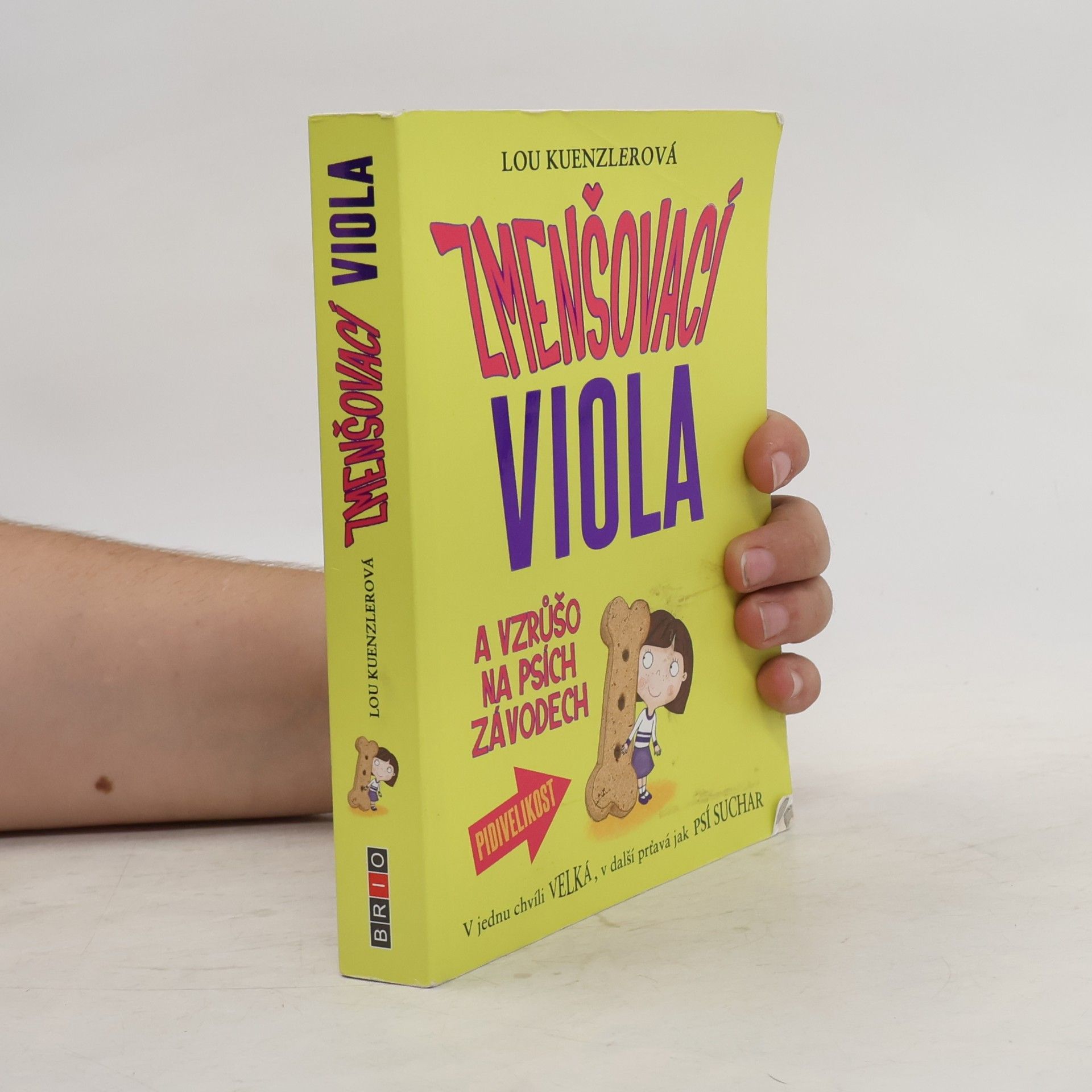 Lou Kuenzler Zmenšovací Viola a vzrůšo na psích závodech