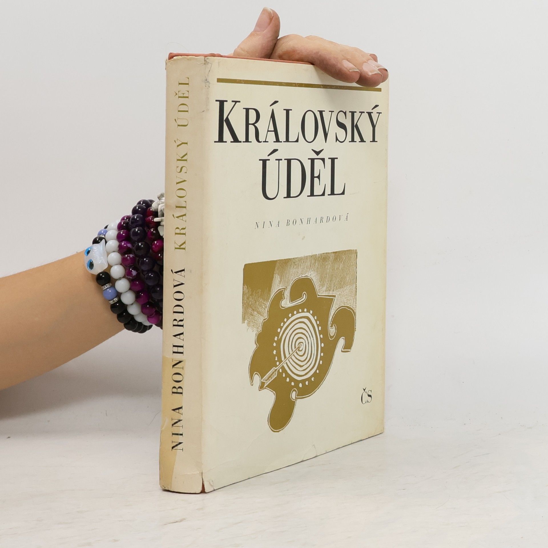Nina Bonhardová Královský úděl