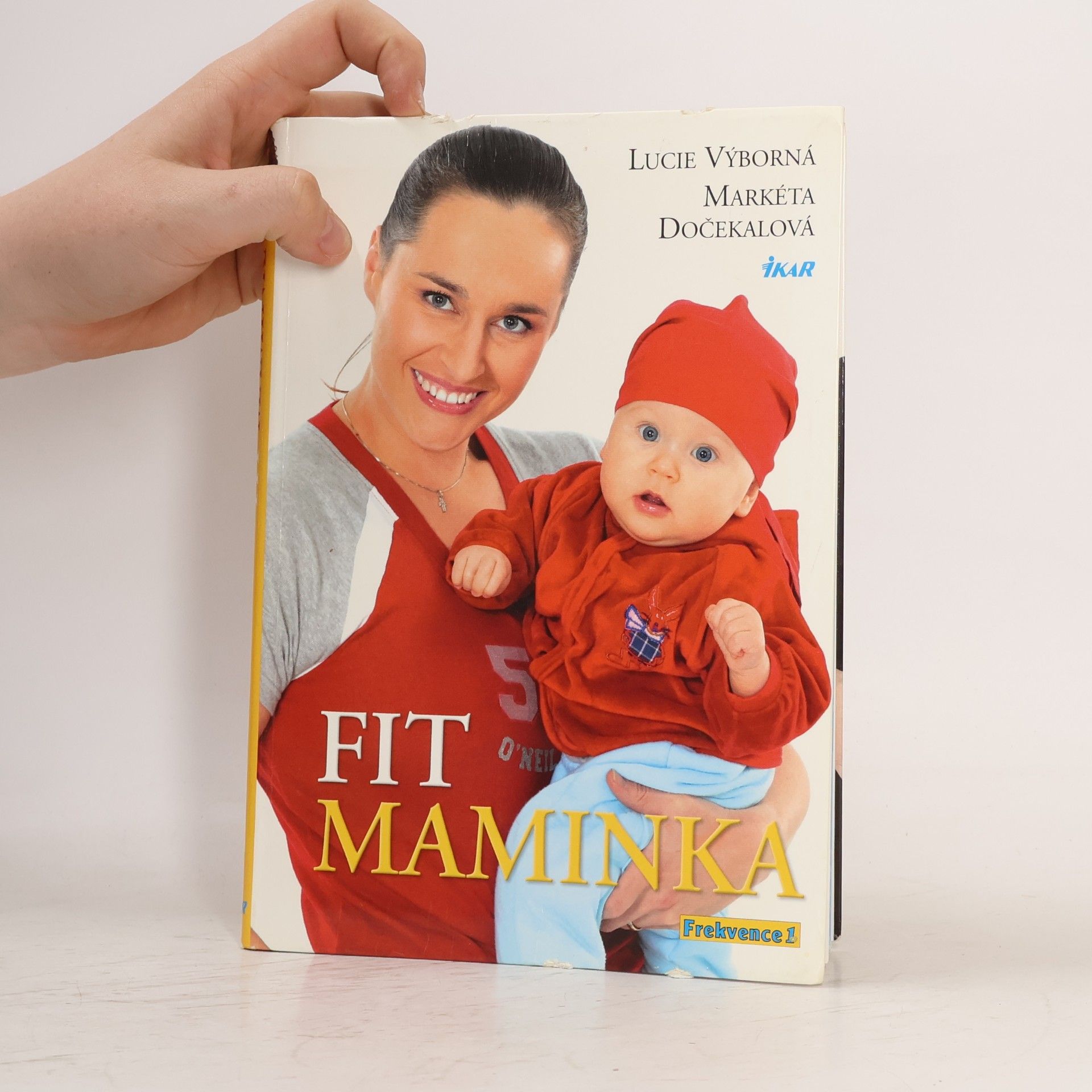 Lucie Výborná Fit maminka: Rok ve skvělé formě
