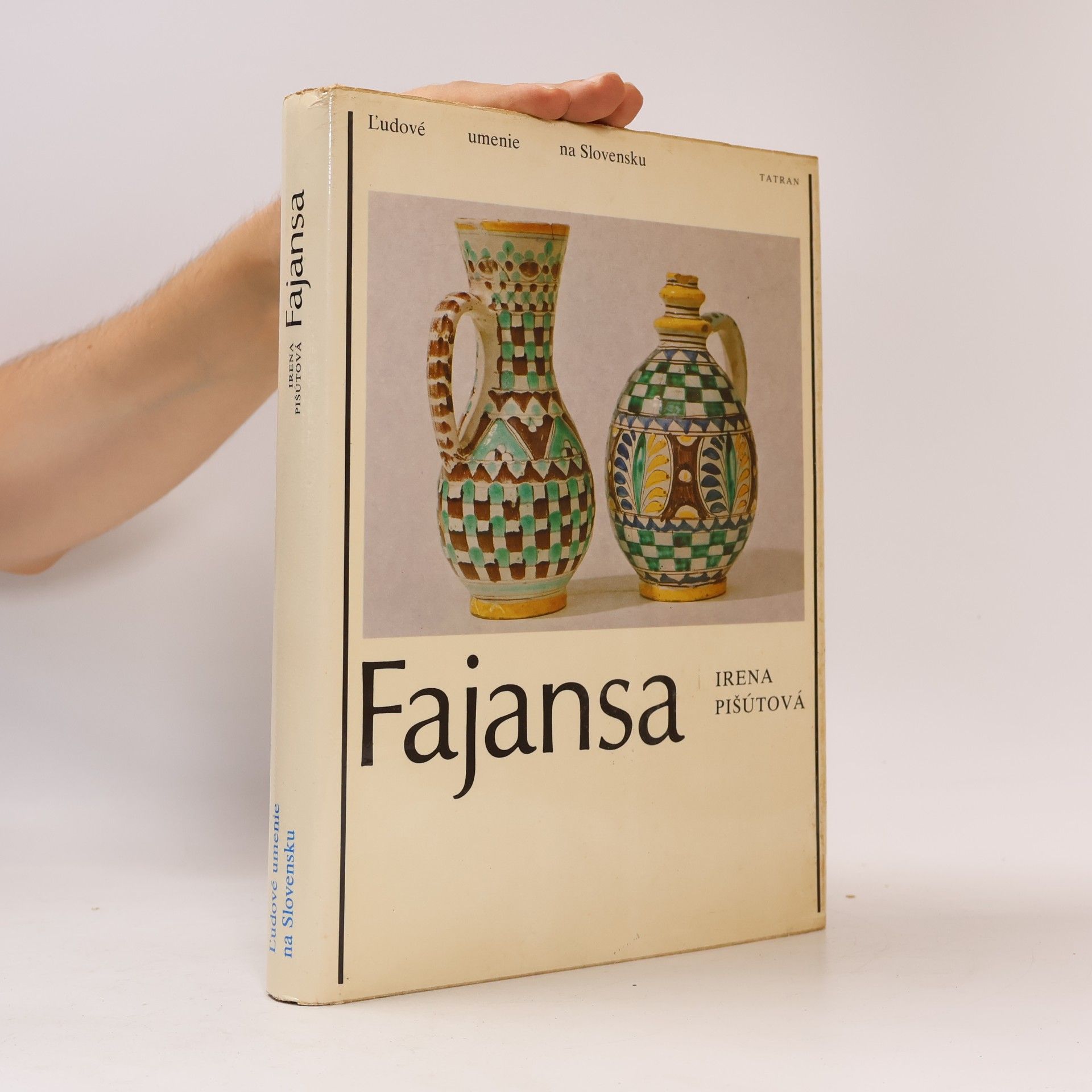 Irena Pišútová Fajansa