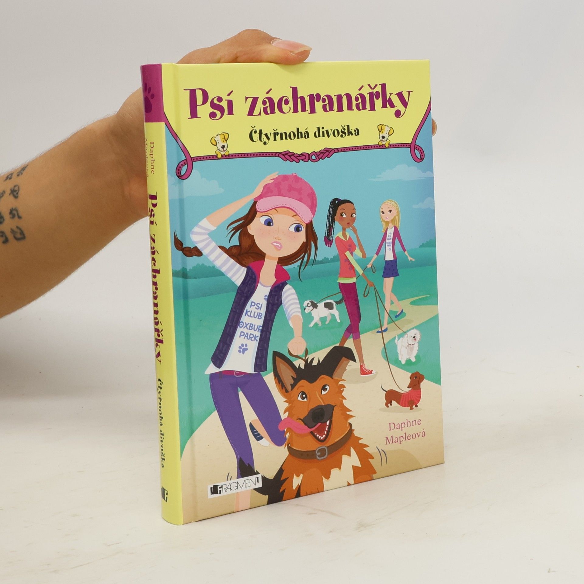 Daphne Maple Psí záchranářky. Čtyřnohá divoška