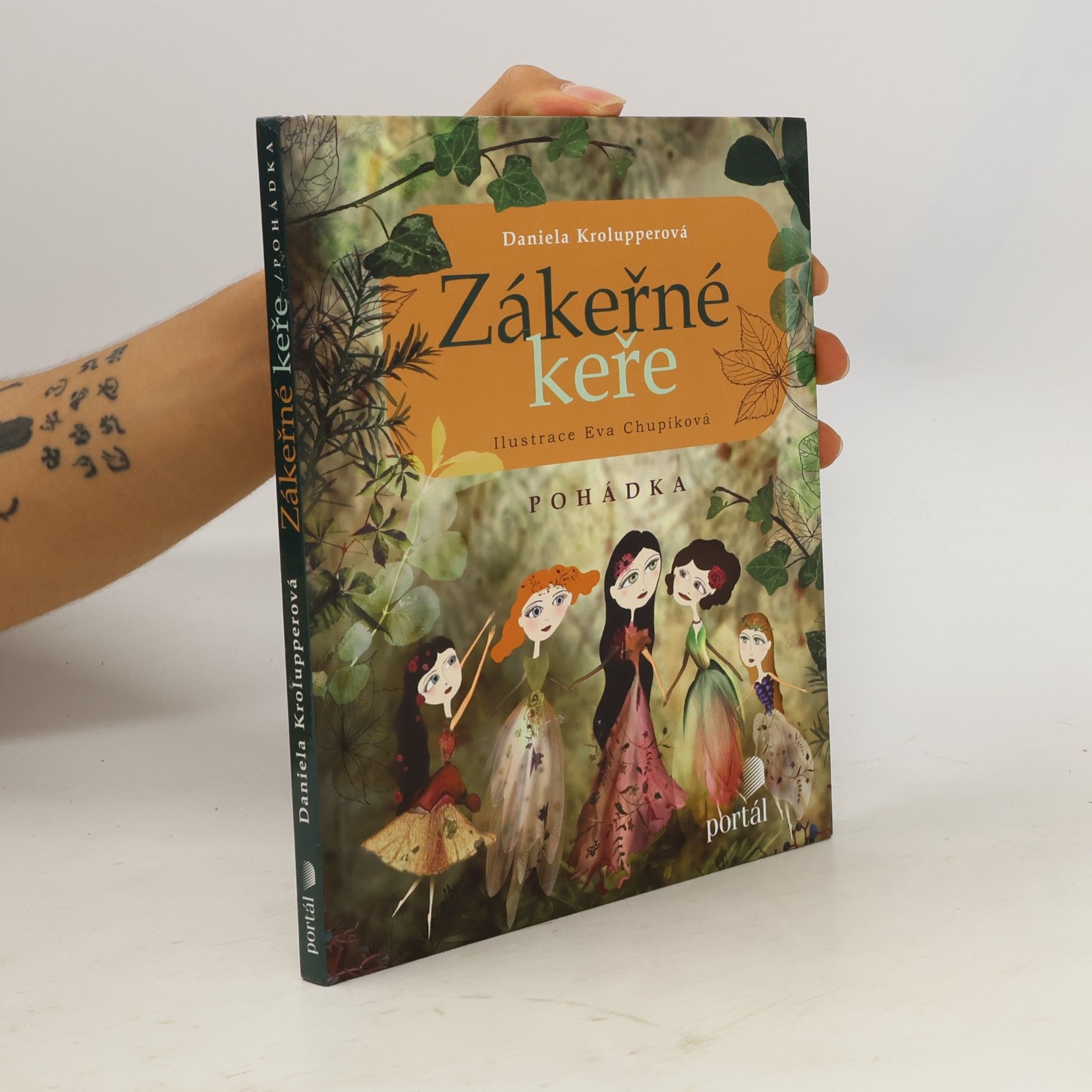 Zákeřné keře : pohádka