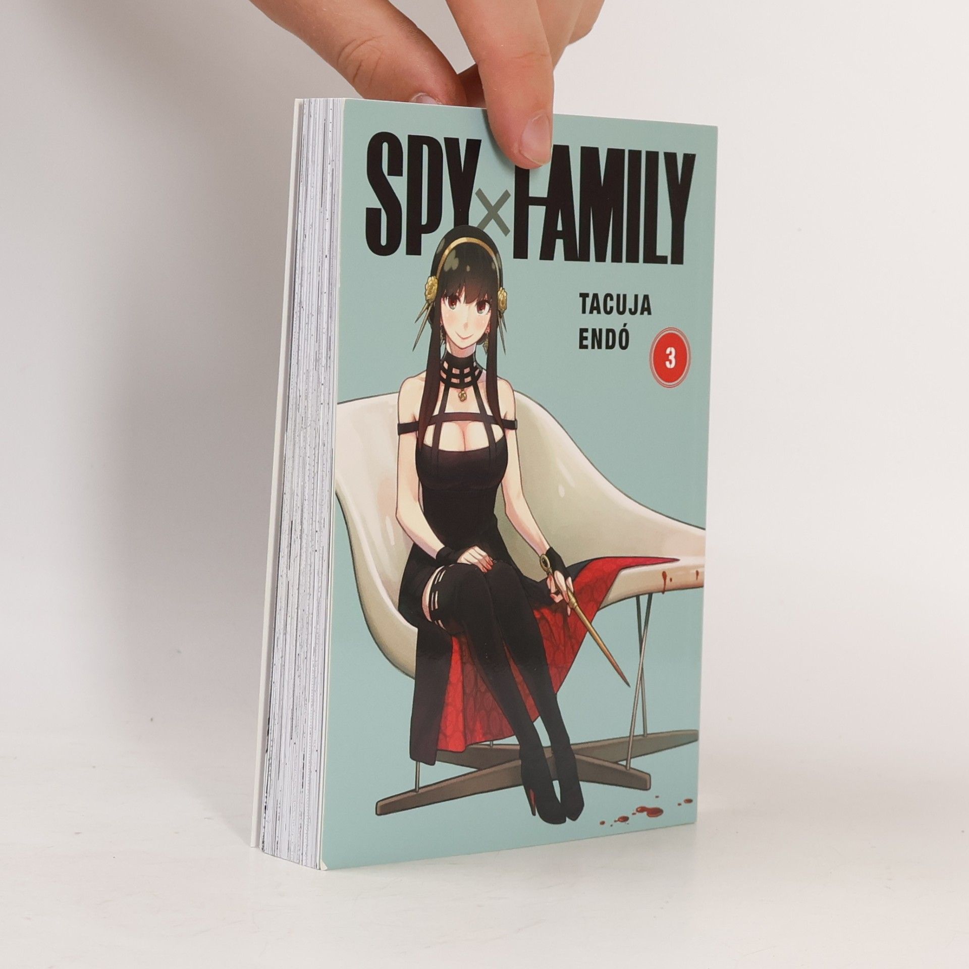 Tacuja Endó Spy x Family 3