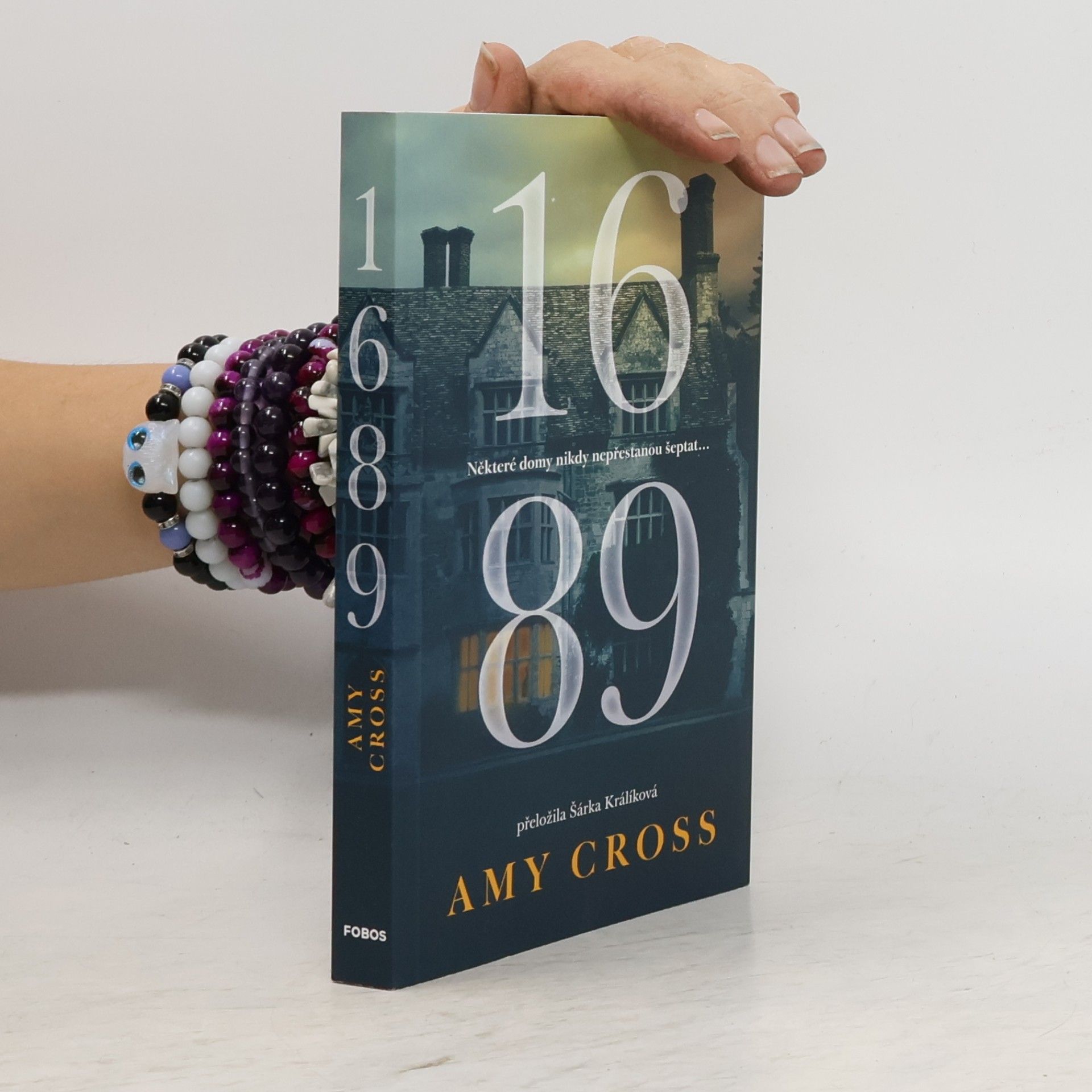 Amy Cross 1689