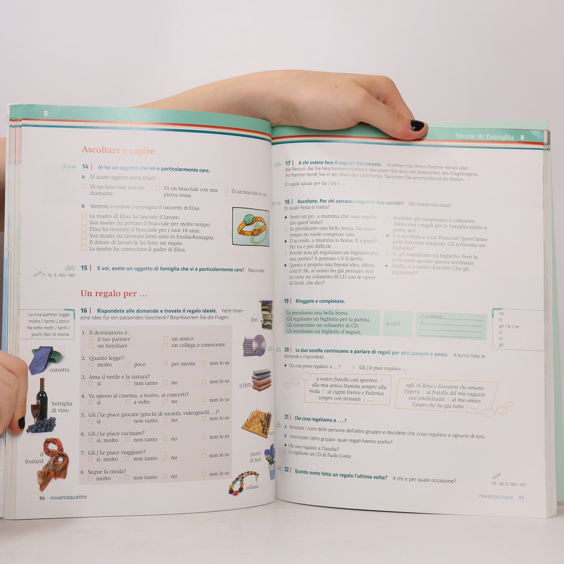 Kolektiv autorů Con piacere / Lehr- und Arbeitsbuch mit 2 Audio-CDs A1