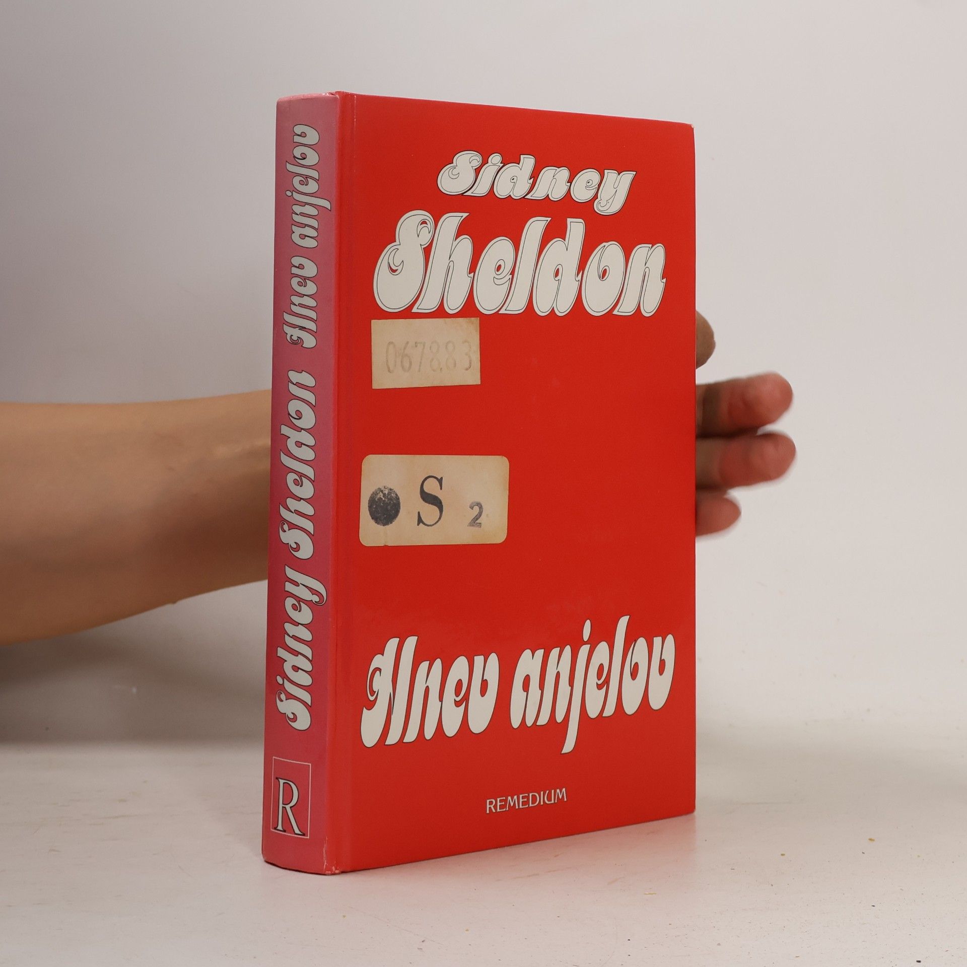 Sidney Sheldon Hnev anjelov