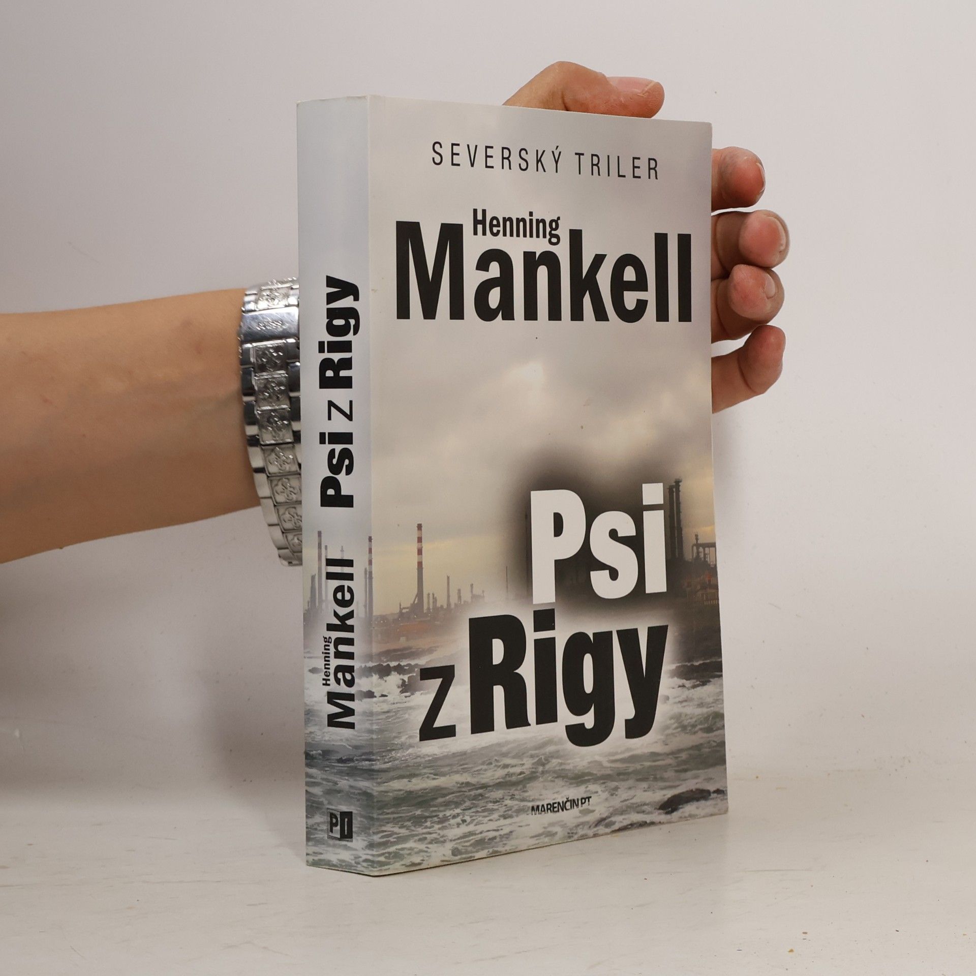 Henning Mankell Psi z Rigy