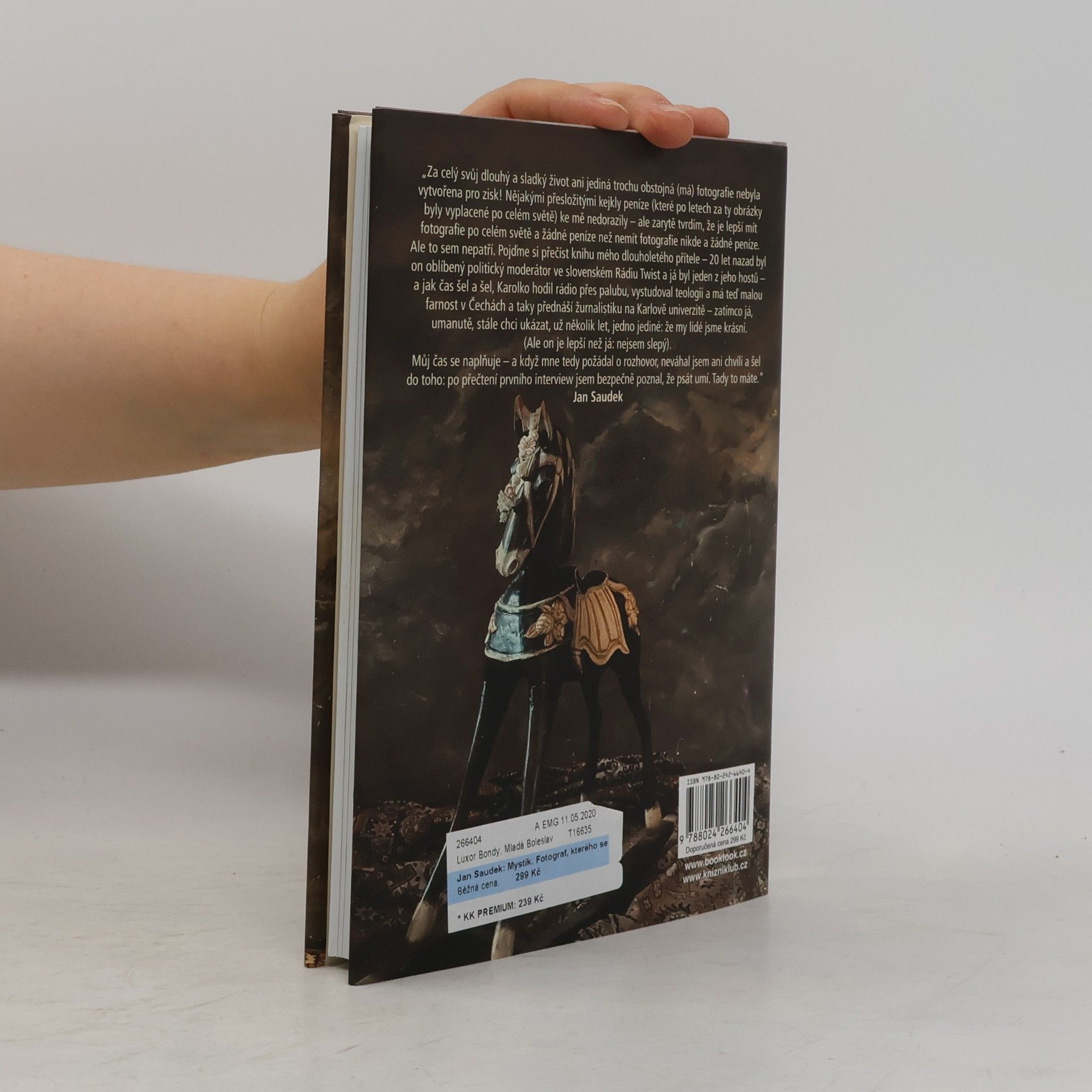 Karol Lovaš Jan Saudek: Mystik: Fotograf, kterého se dotkl Bůh
