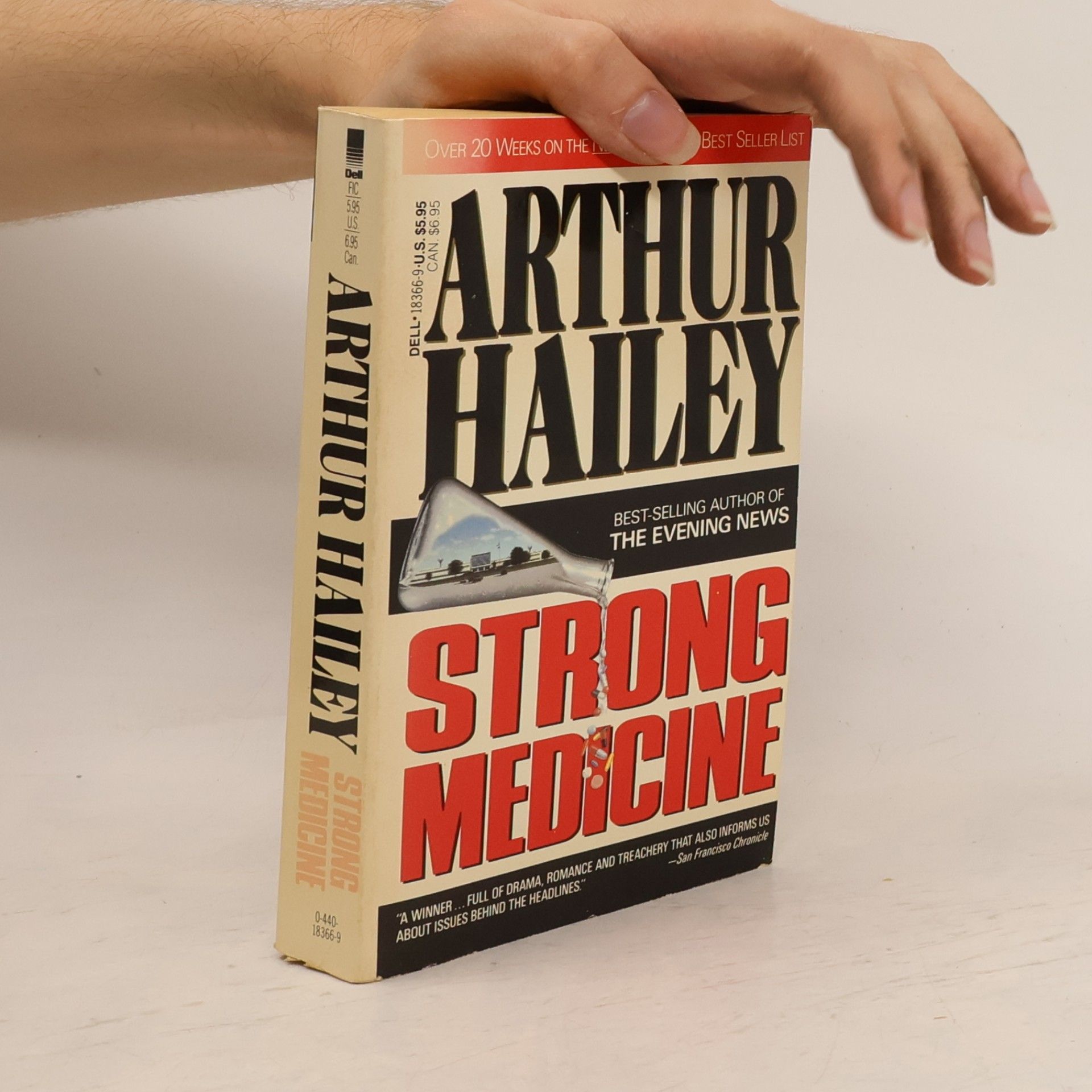 Arthur Hailey Strong medicine