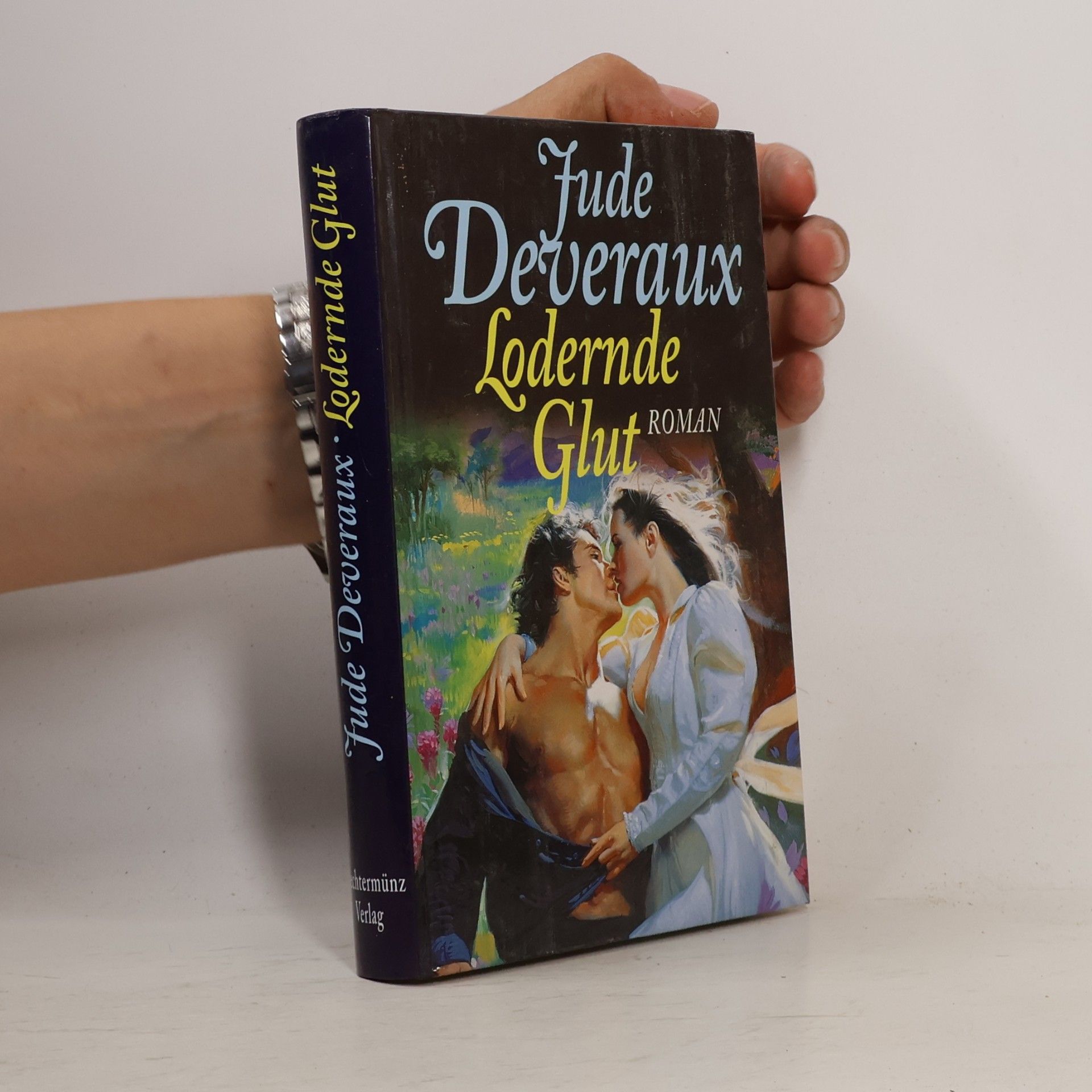Jude Deveraux Lodernde Glut