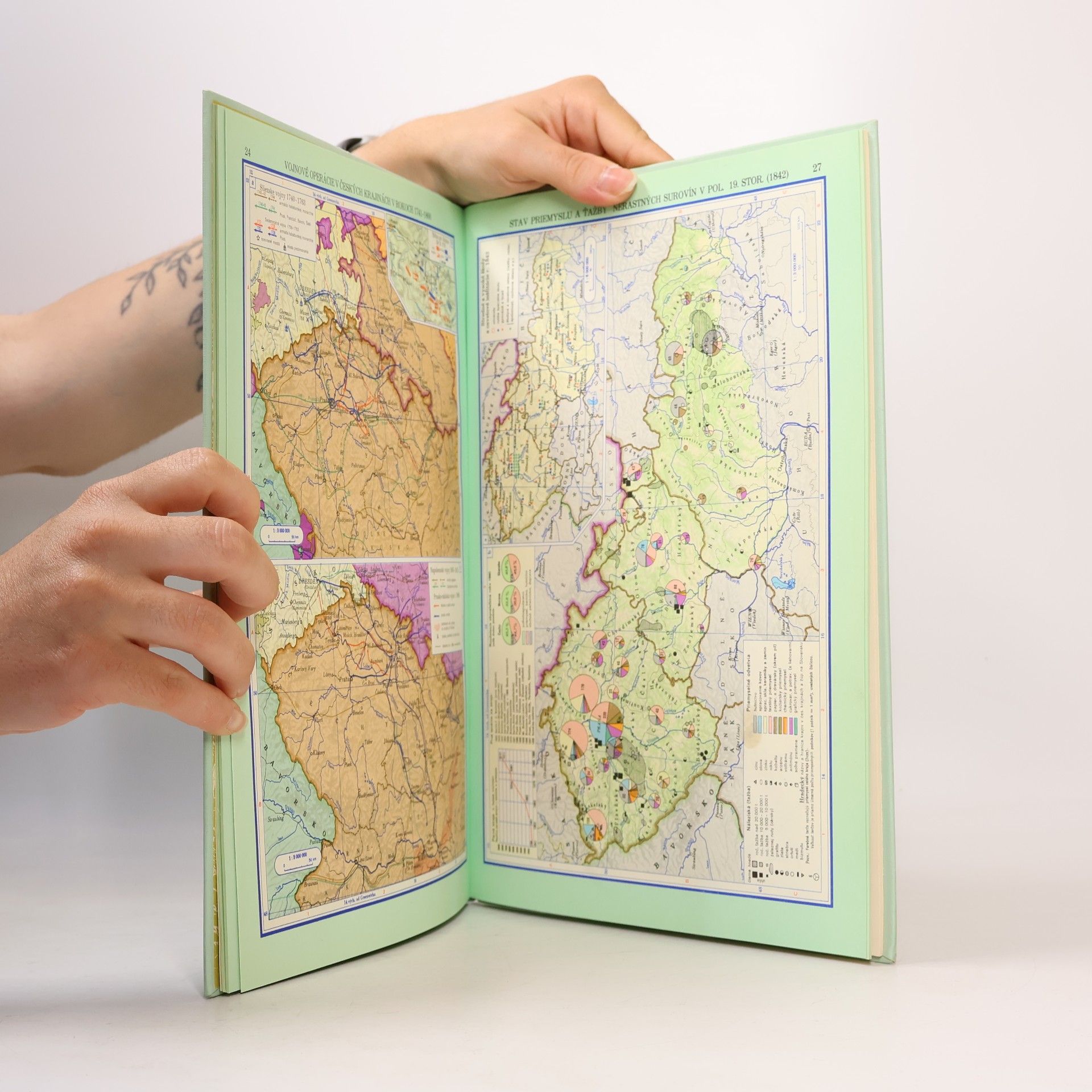 Autorenkollektiv Školský atlas československých dejín