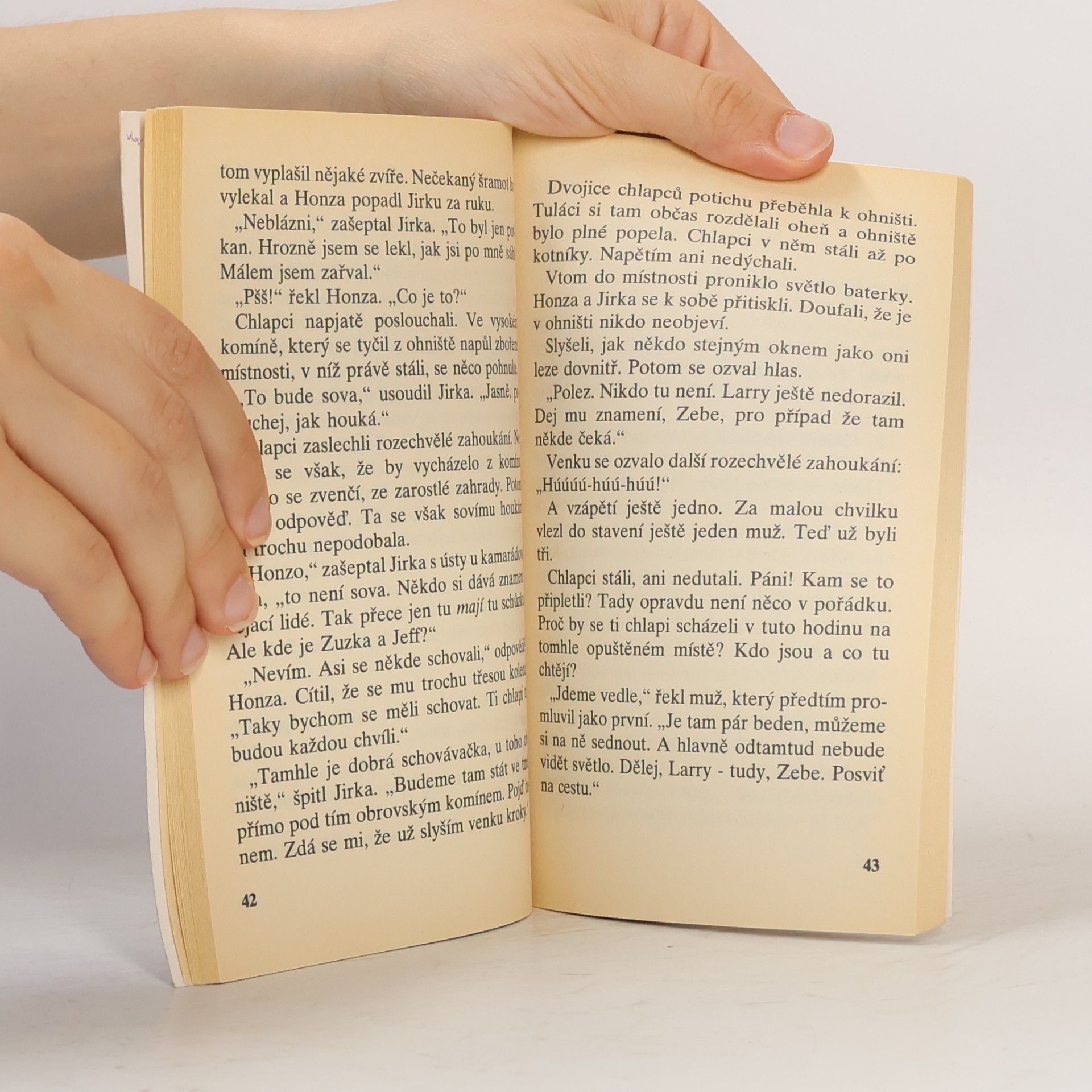 Enid Blyton Tajná sedma. Zločin na železnici