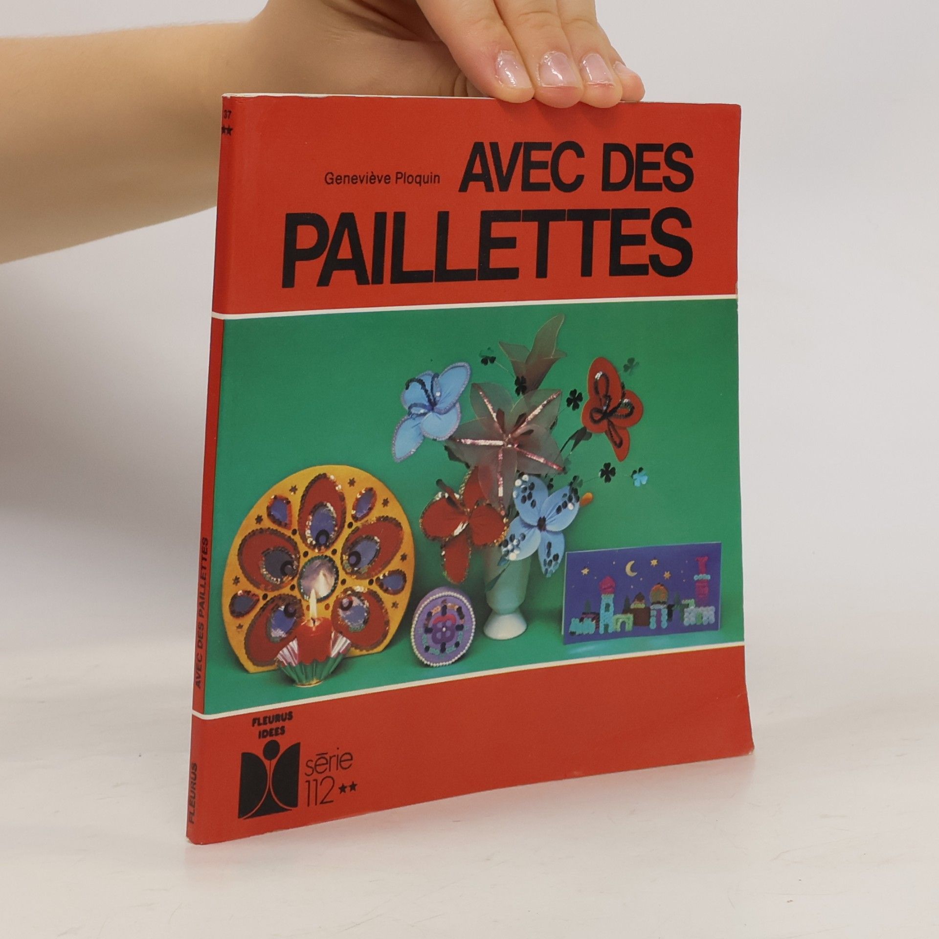 Avec des paillettes