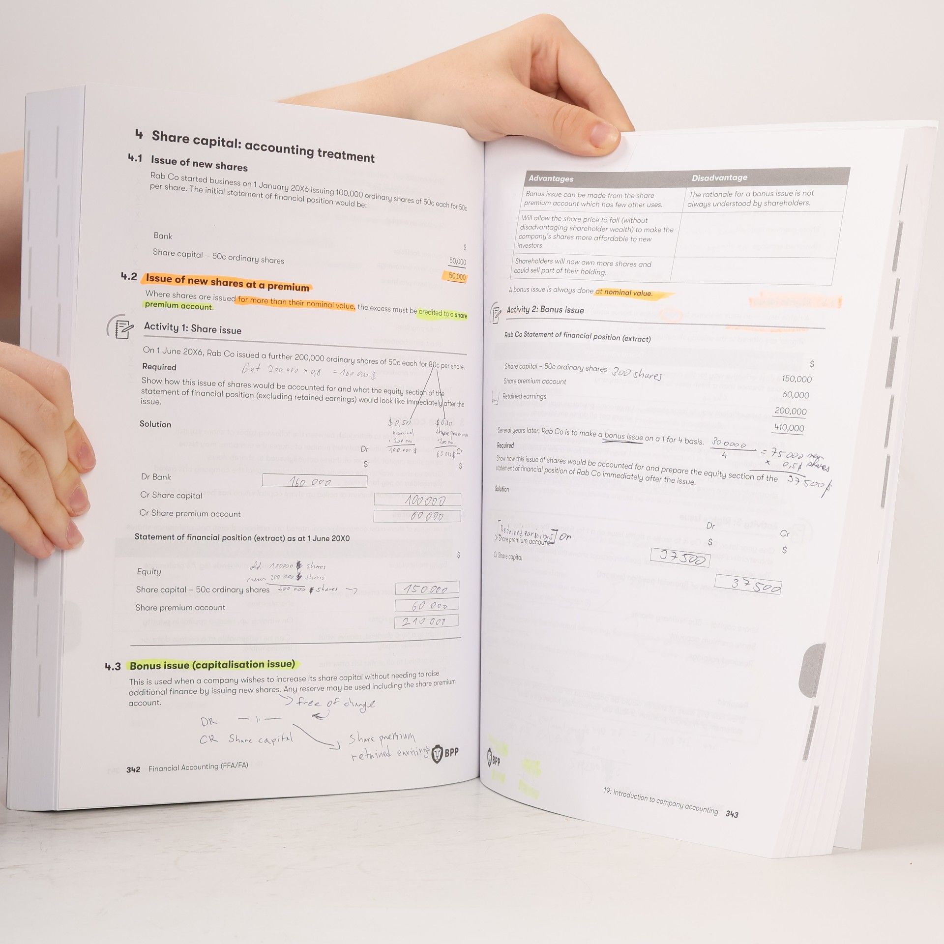 Autorenkollektiv FIA Foundations of Financial Accounting FFA