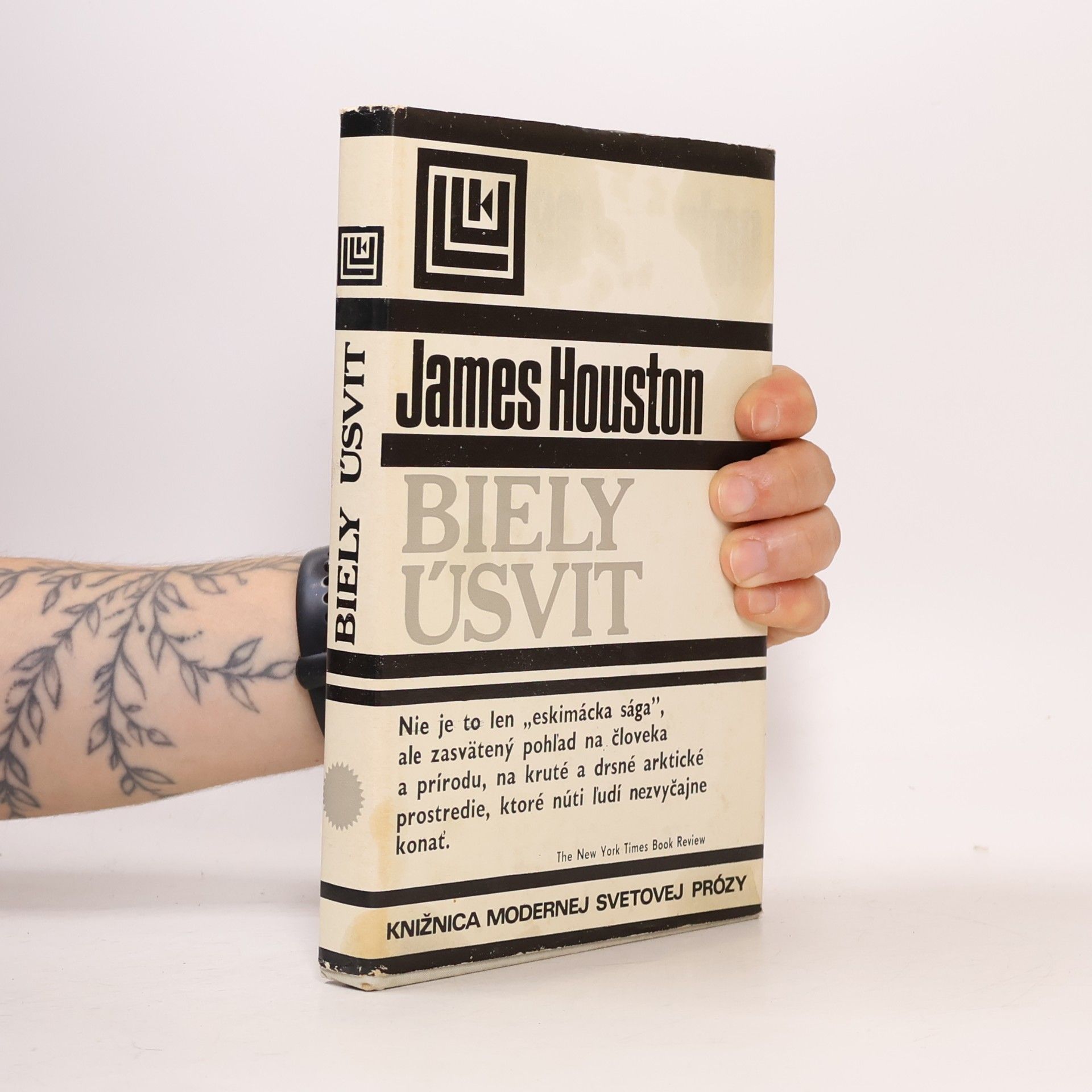 James Houston Biely úsvit
