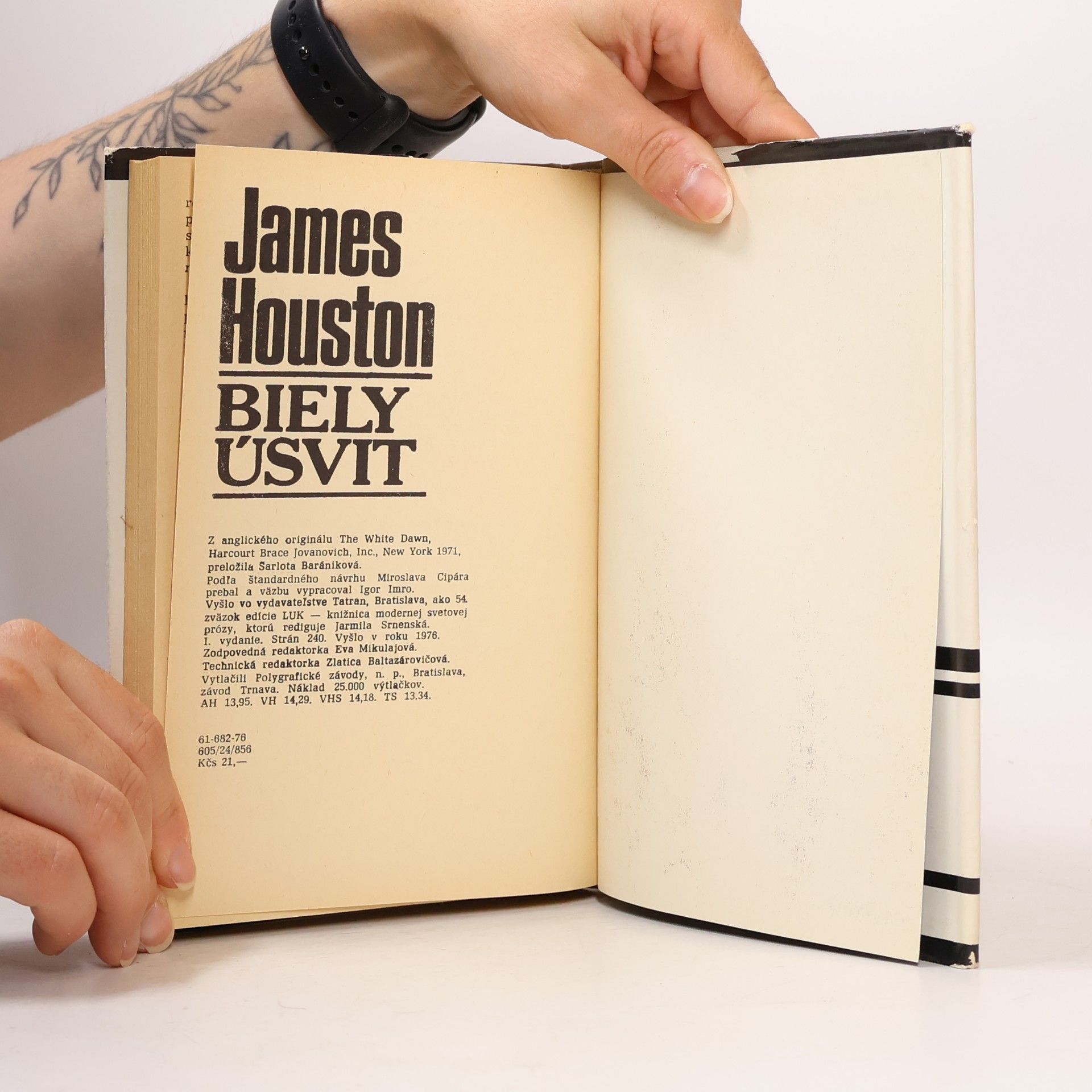 James Archibald Houston Biely úsvit