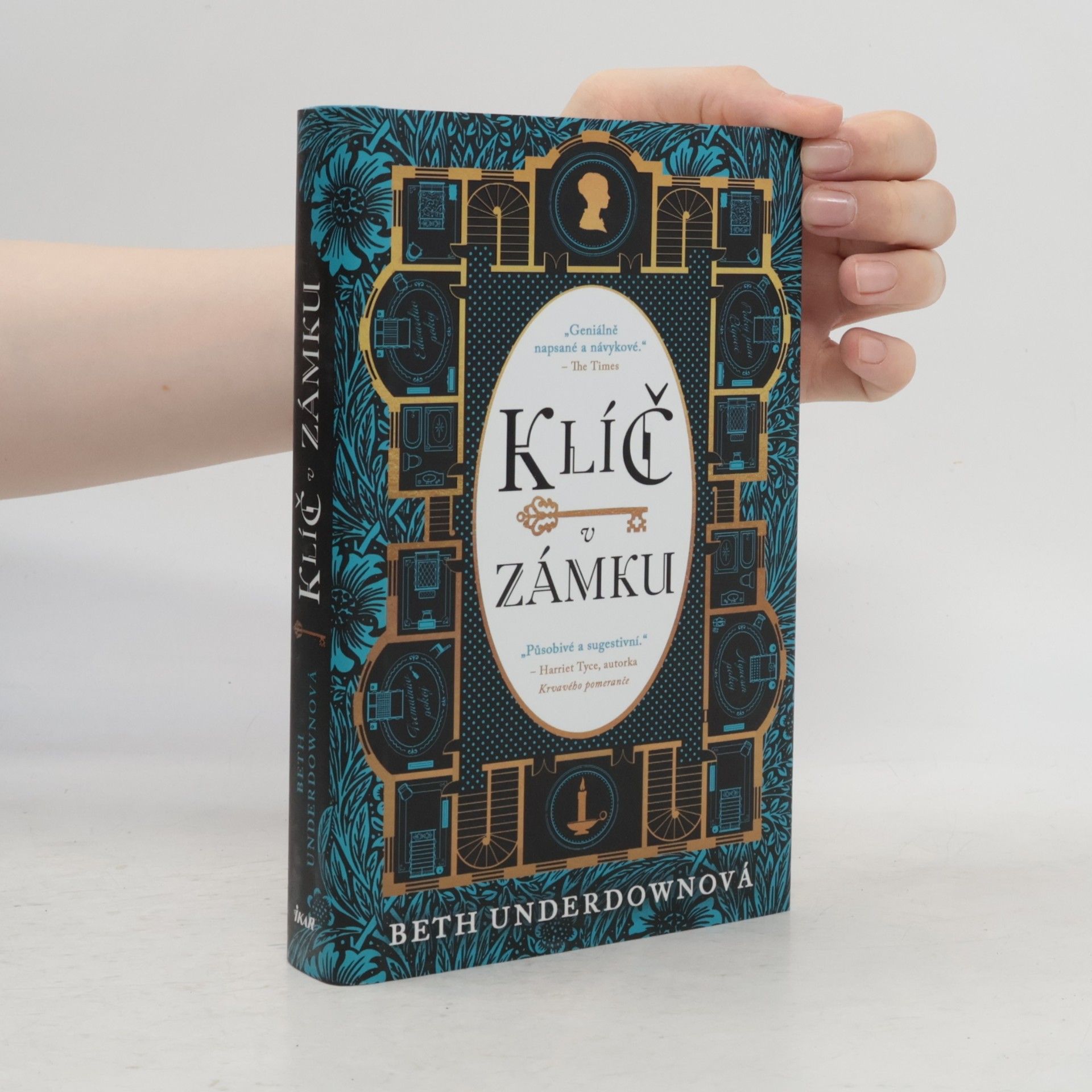 Beth Underdown Klíč v zámku