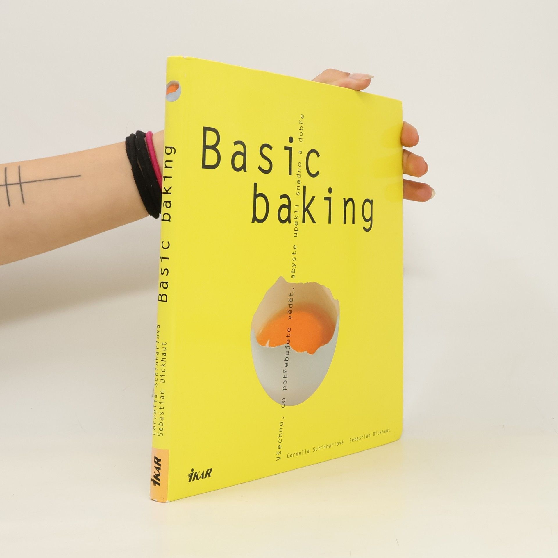 Cornelia Schinharl Basic baking