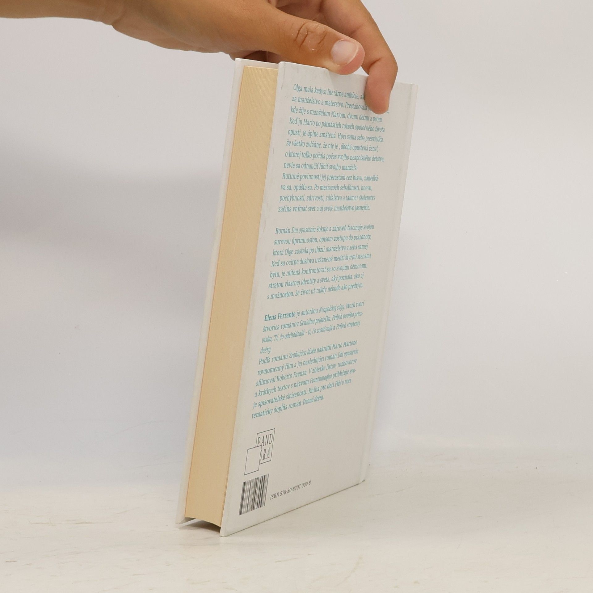 Elena Ferrante Dni opustenia