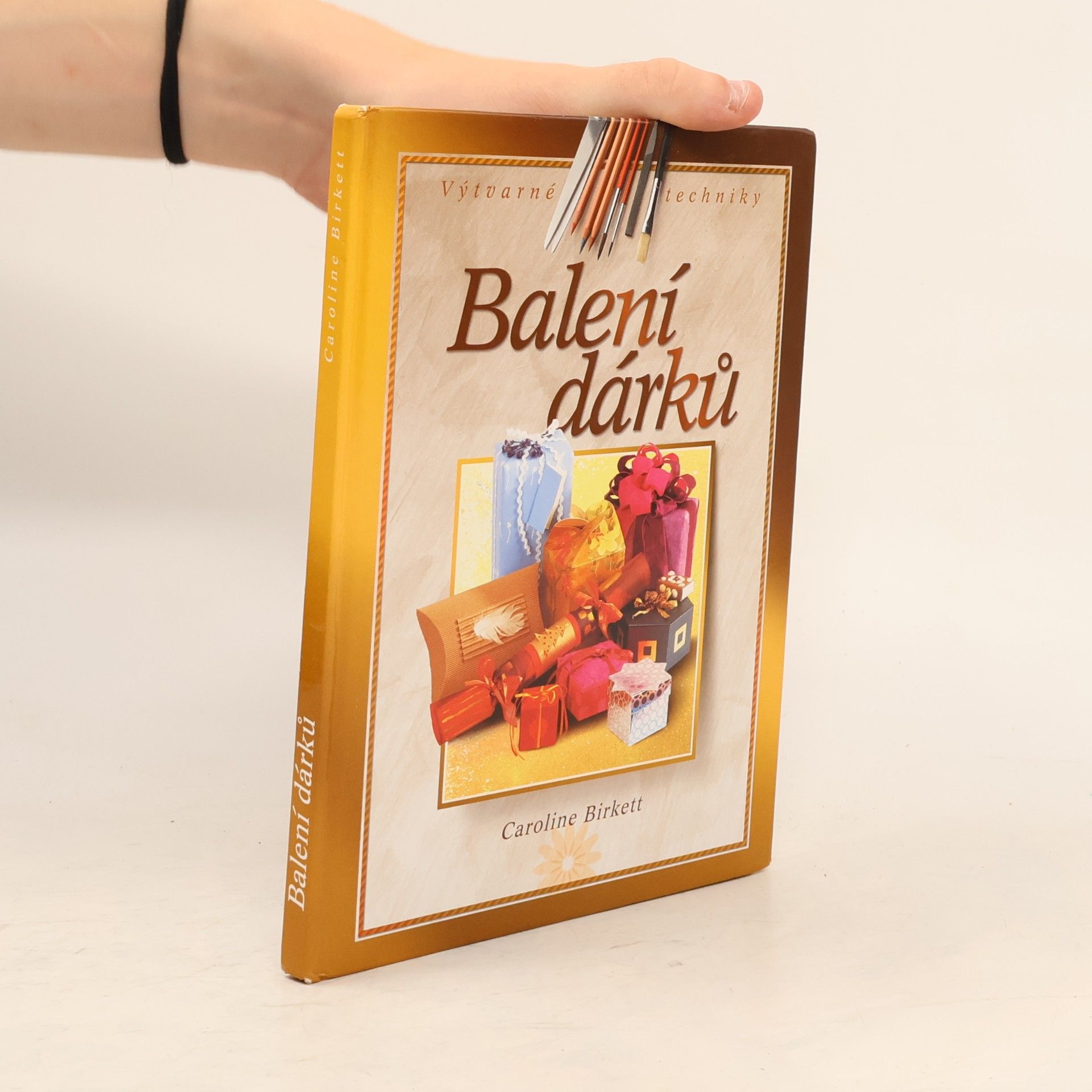Caroline Birkett Balení dárků
