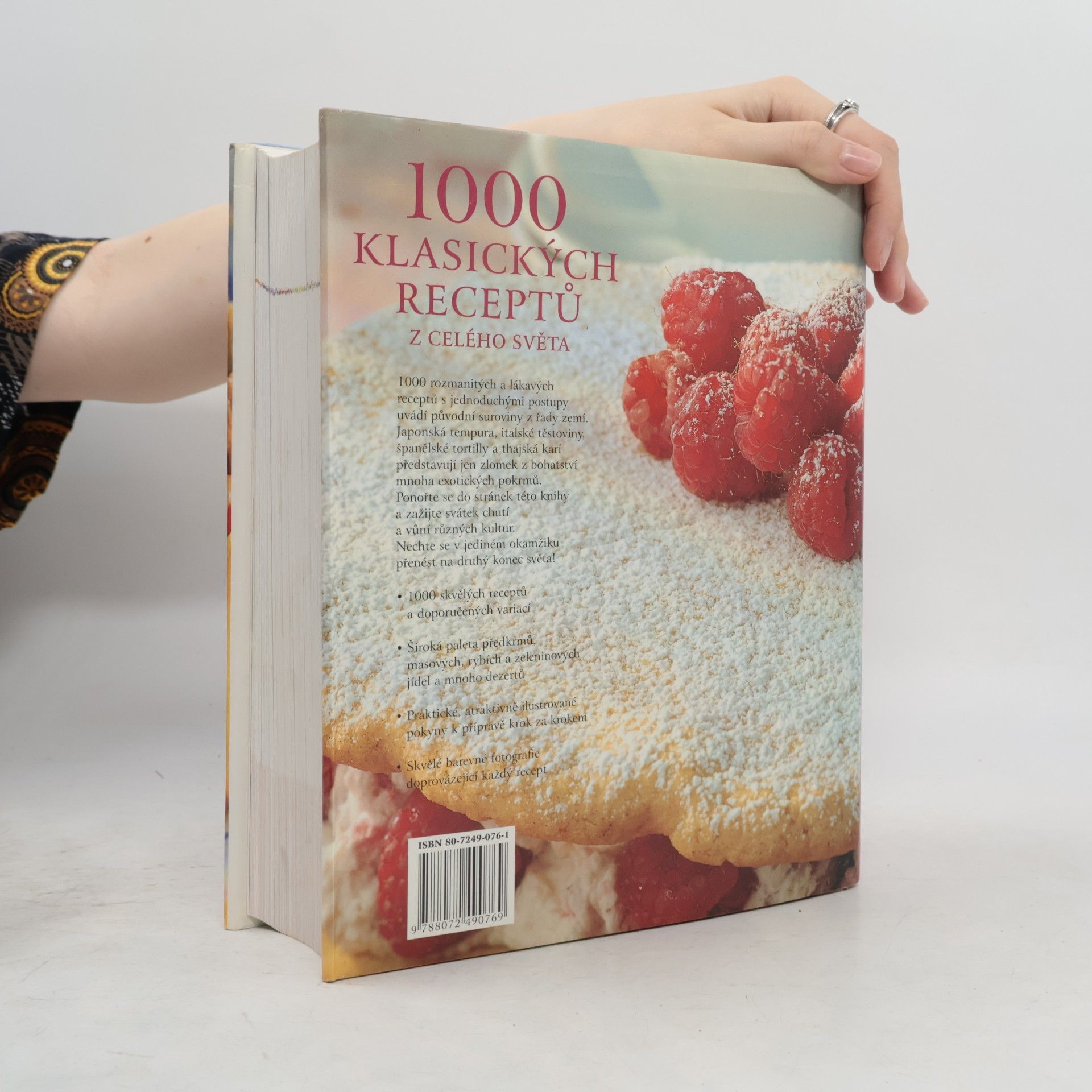 JoAnne Cox 1000 klasických receptů z celého světa