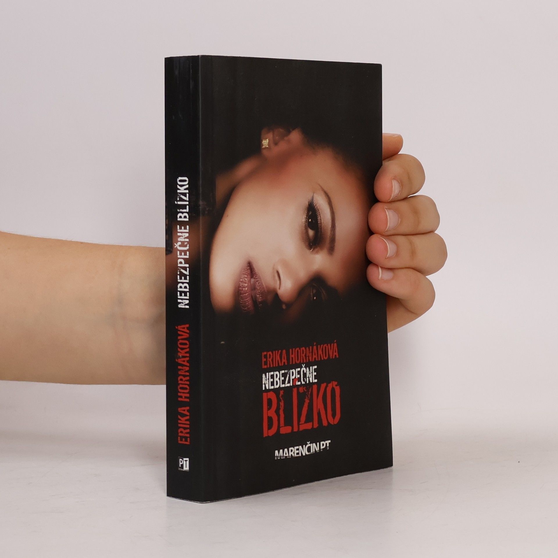 Erika Hornáková Nebezpečne blízko