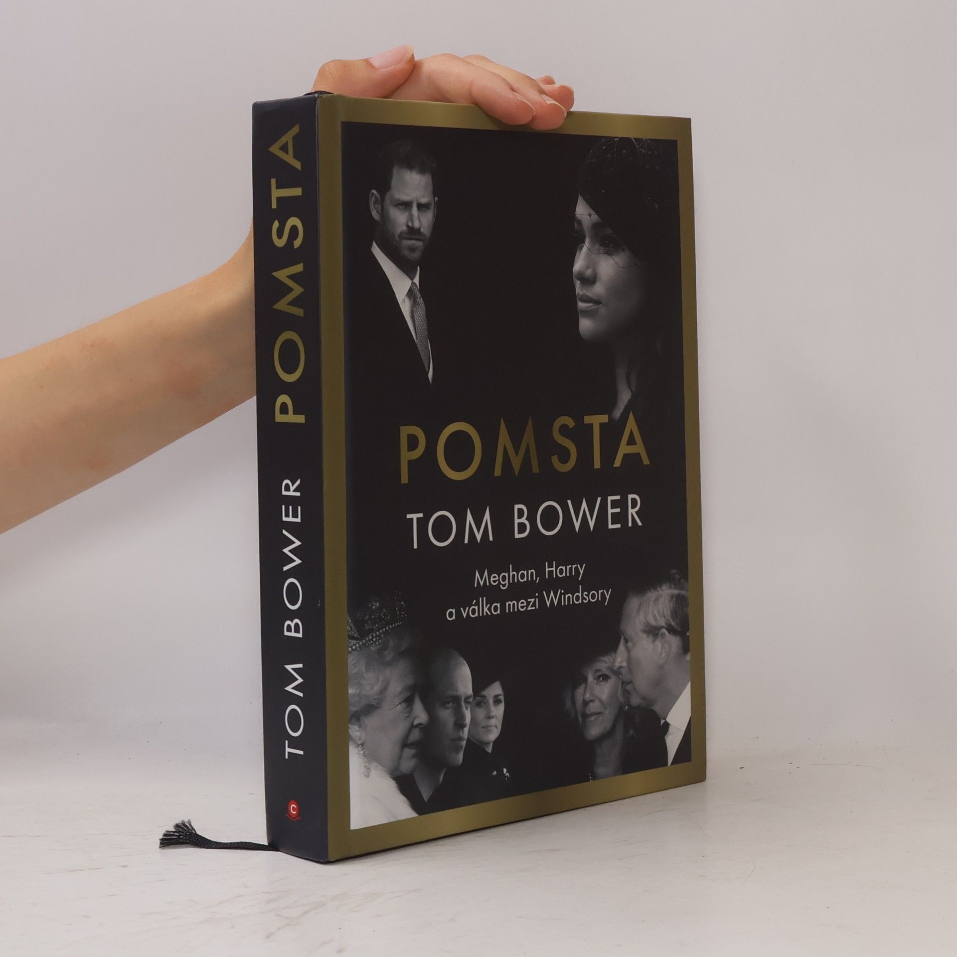 Tom Bower Pomsta : Meghan, Harry a válka mezi Windsory