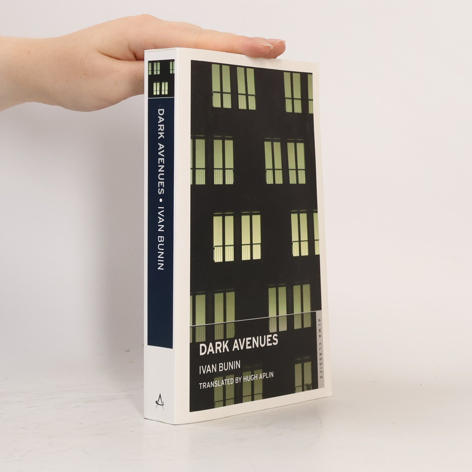 Иван Алексеевич Бунин Alma Classics: Dark Avenues