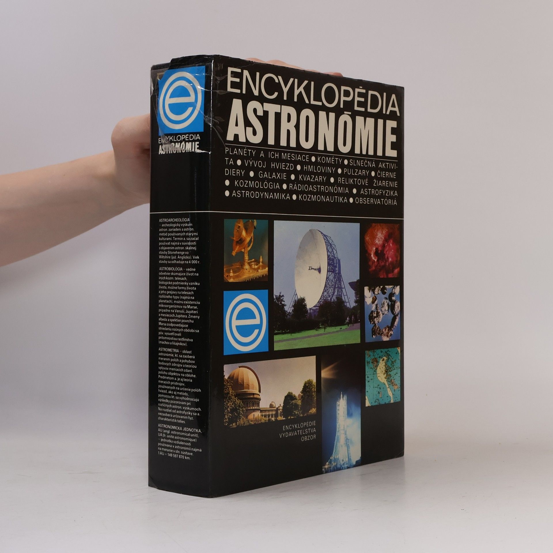 A. Hajduk Encyklopédia astronómie
