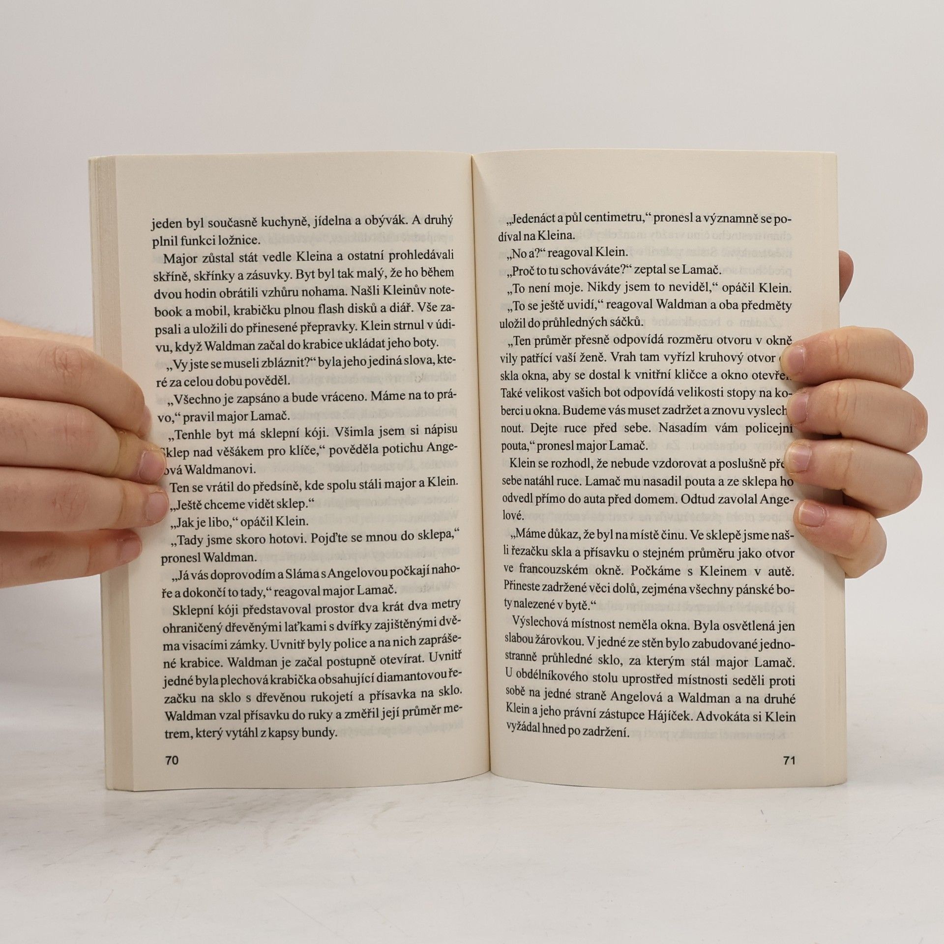 Collectif d'auteurs Skutečné zločiny : Těla ve stodole smrti. (11)