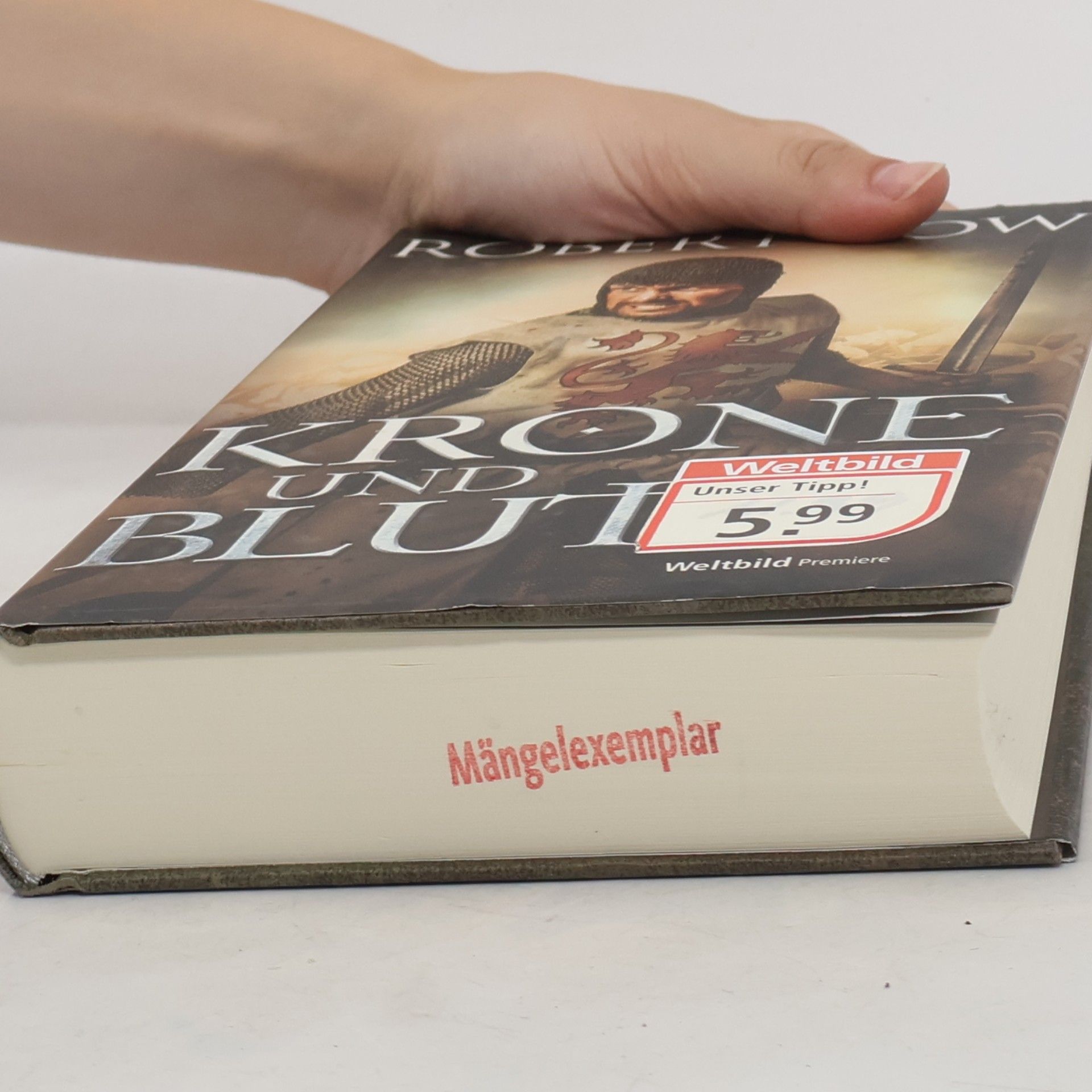 Robert Low Krone und Blut