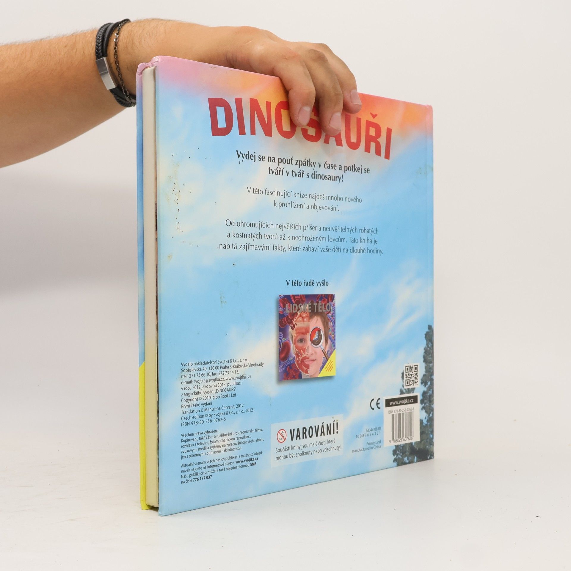 Collectif d'auteurs Dinosauři